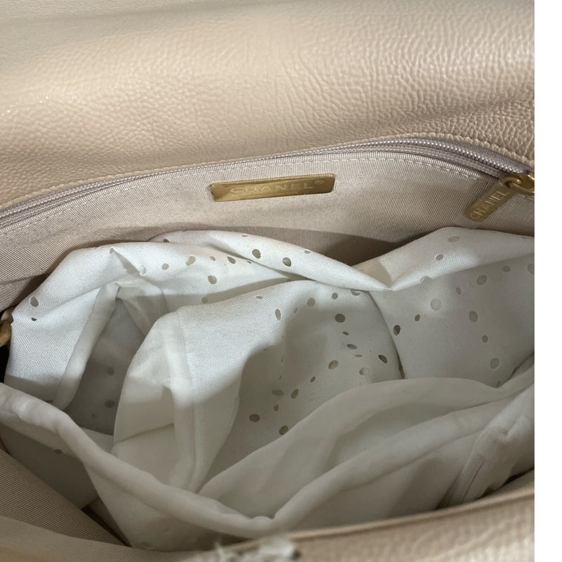 CHANEL/Cross Body Bag/Leather/PNK/CHANEL 19 CROCHET