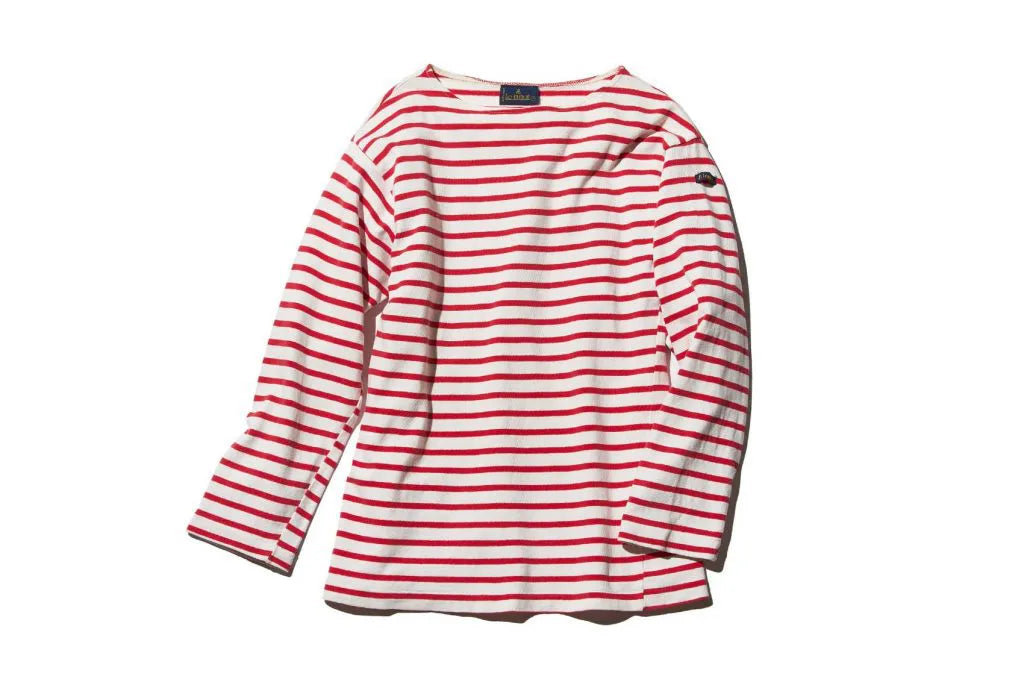 Red and white stripped long sleeve tee