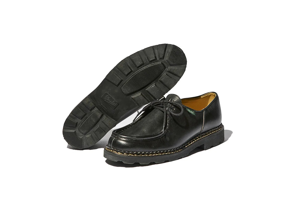 A pair of black Parafoot leather shoes