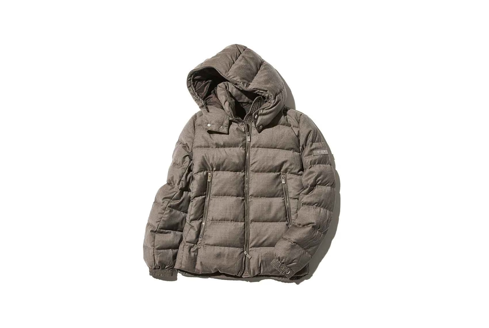 Biege puffer jacket with a hoodie and zipper side pockets