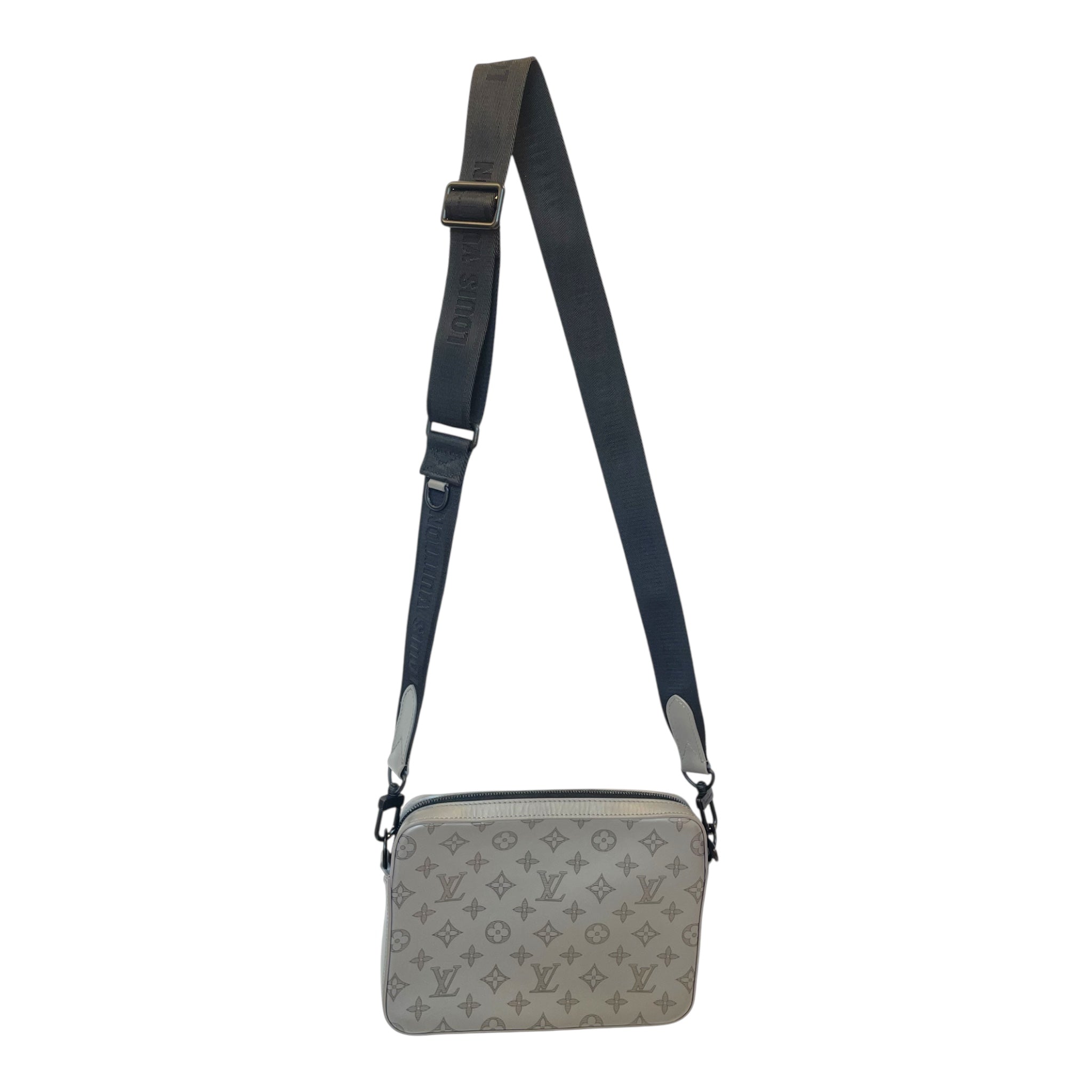 LOUIS VUITTON/Cross Body Bag/Monogram/Leather/GRY/trio messenger bag/pouch view 1