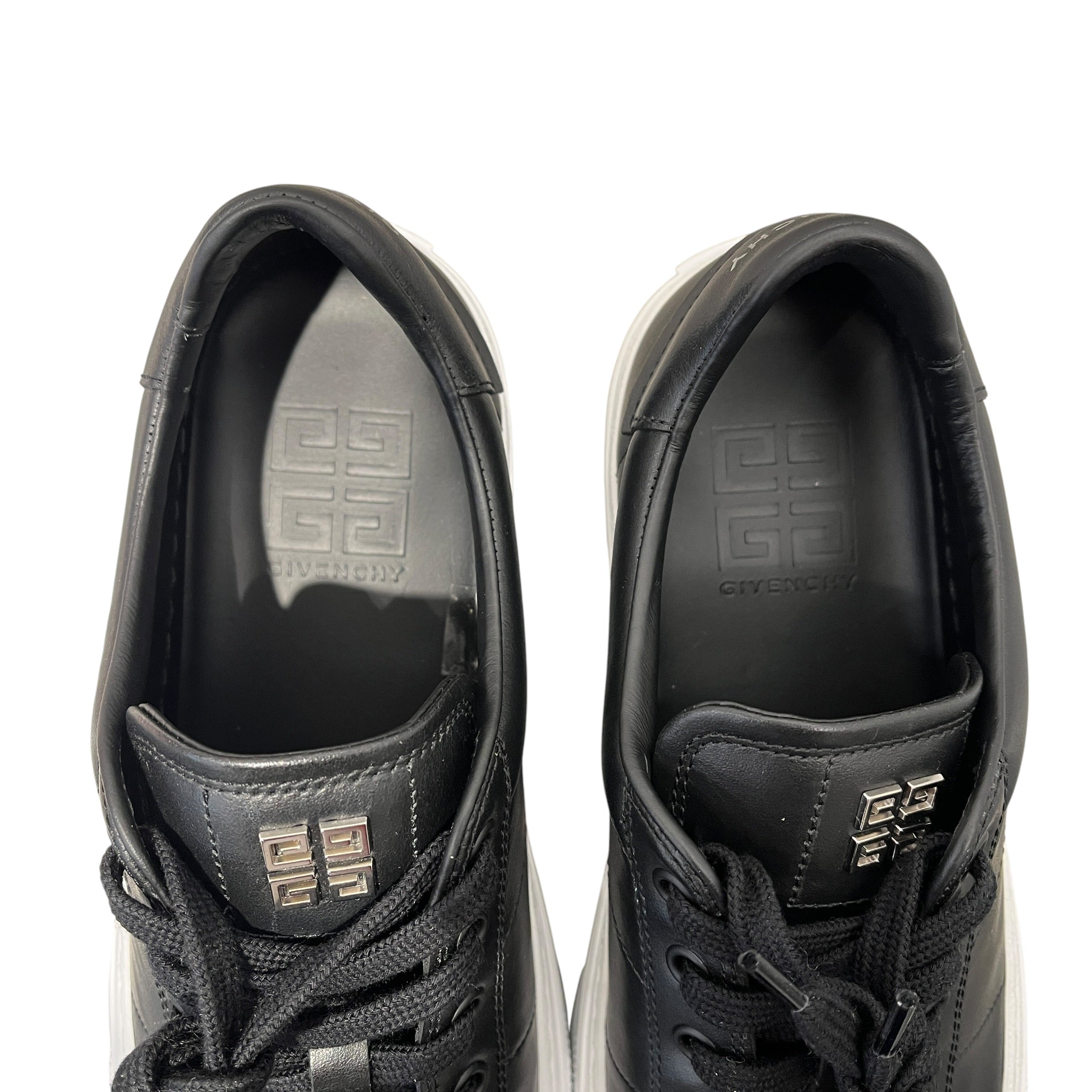 GIVENCHY/Low-Sneakers/US 7/Leather/BLK/city platform view 4