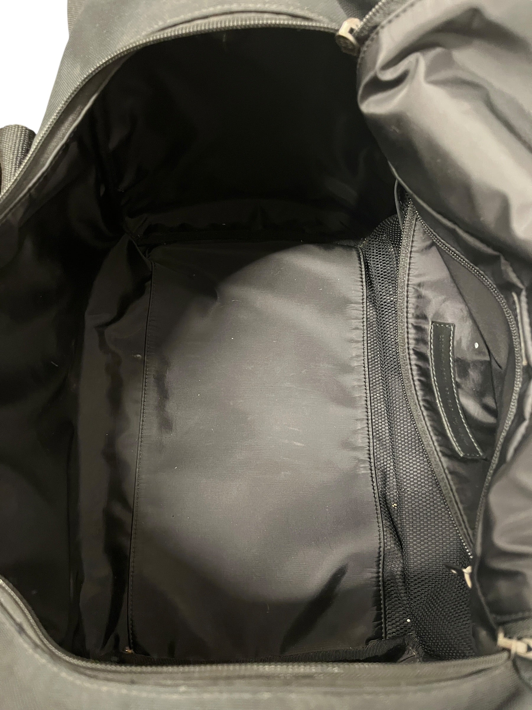 BALENCIAGA/Bag/Nylon/BLK/canvas sport gym duffle view 4