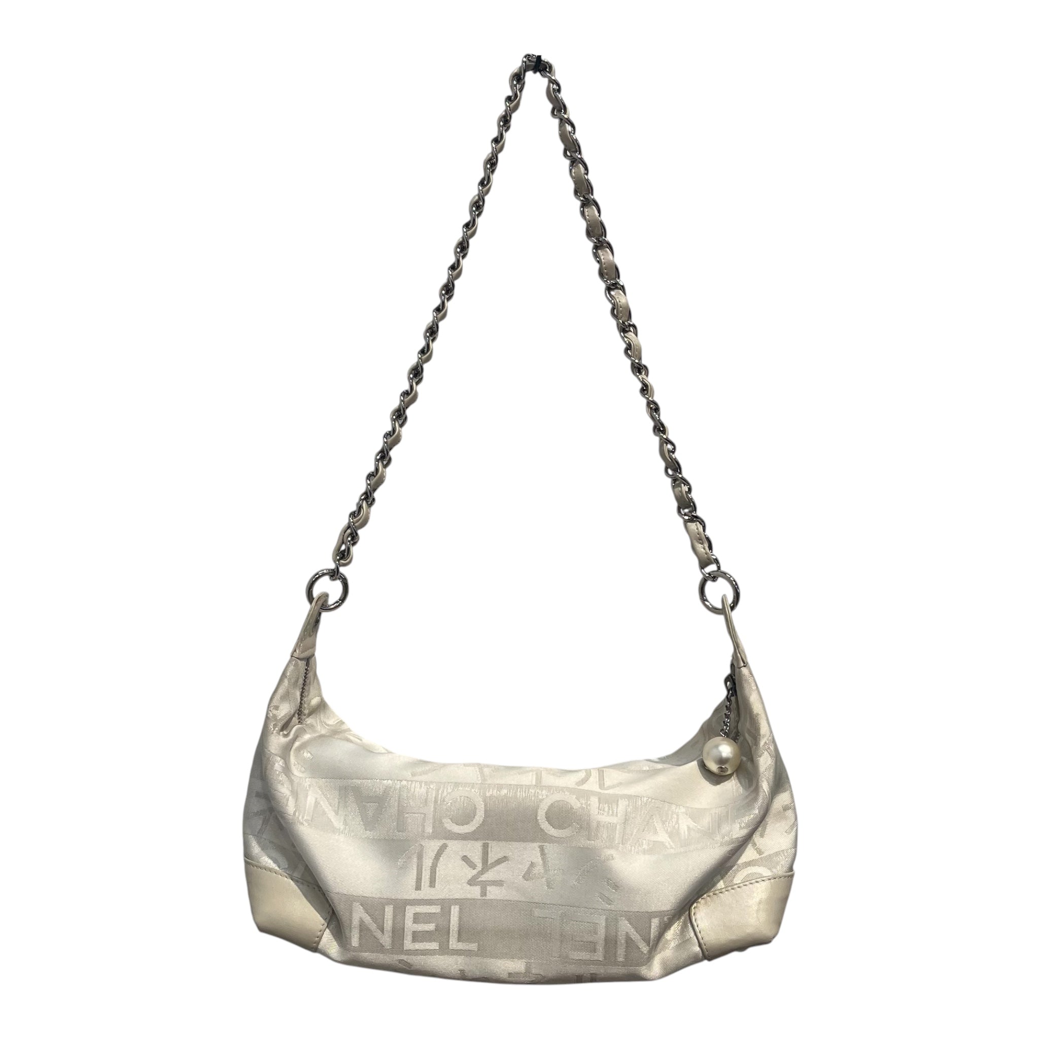 CHANEL/Hand Bag/Monogram/SLV/gilza pearl shoulder view 1