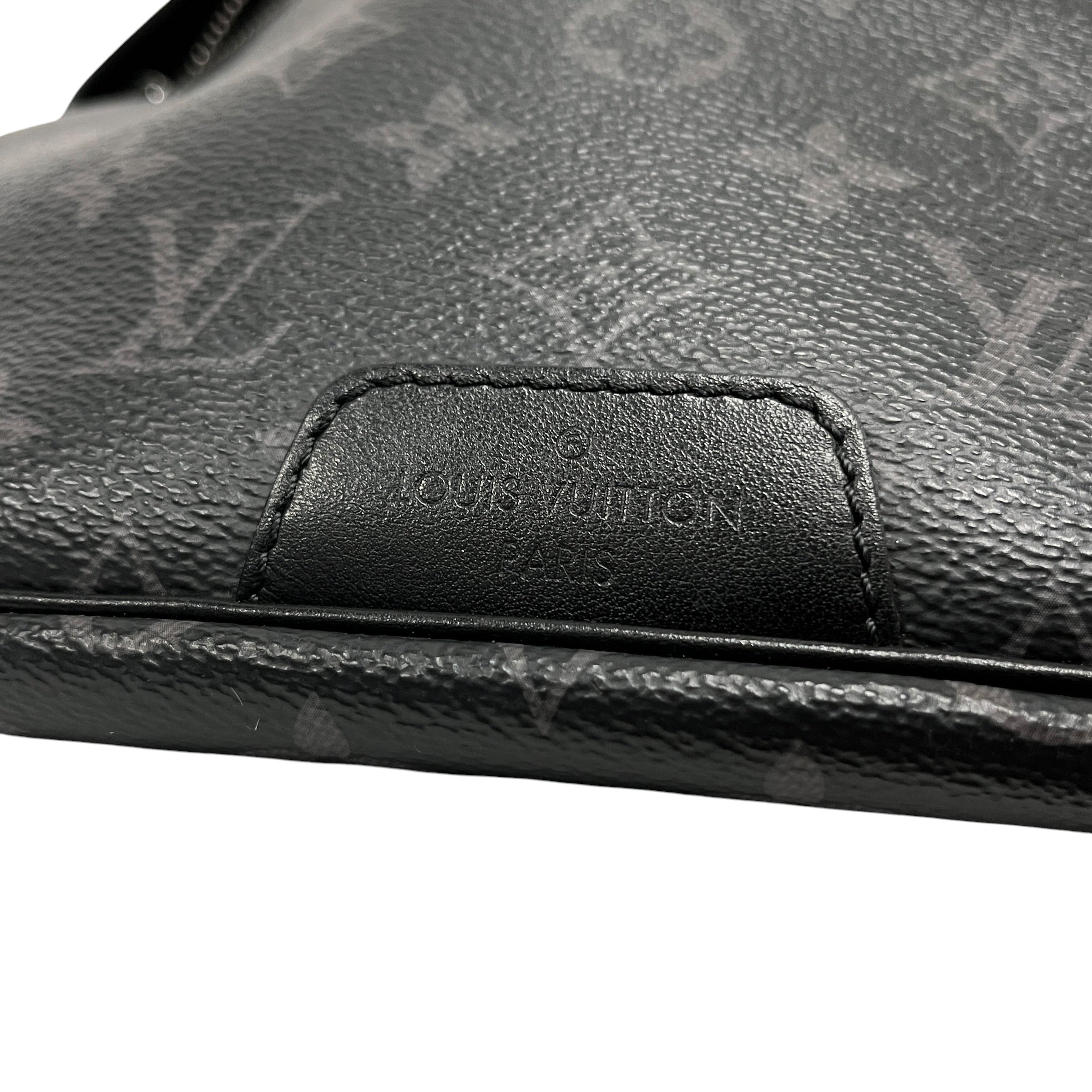 LOUIS VUITTON/Fanny Pack/Monogram/Leather/BLK/DISCOVERY BUMBAG ECLIPSE view 5
