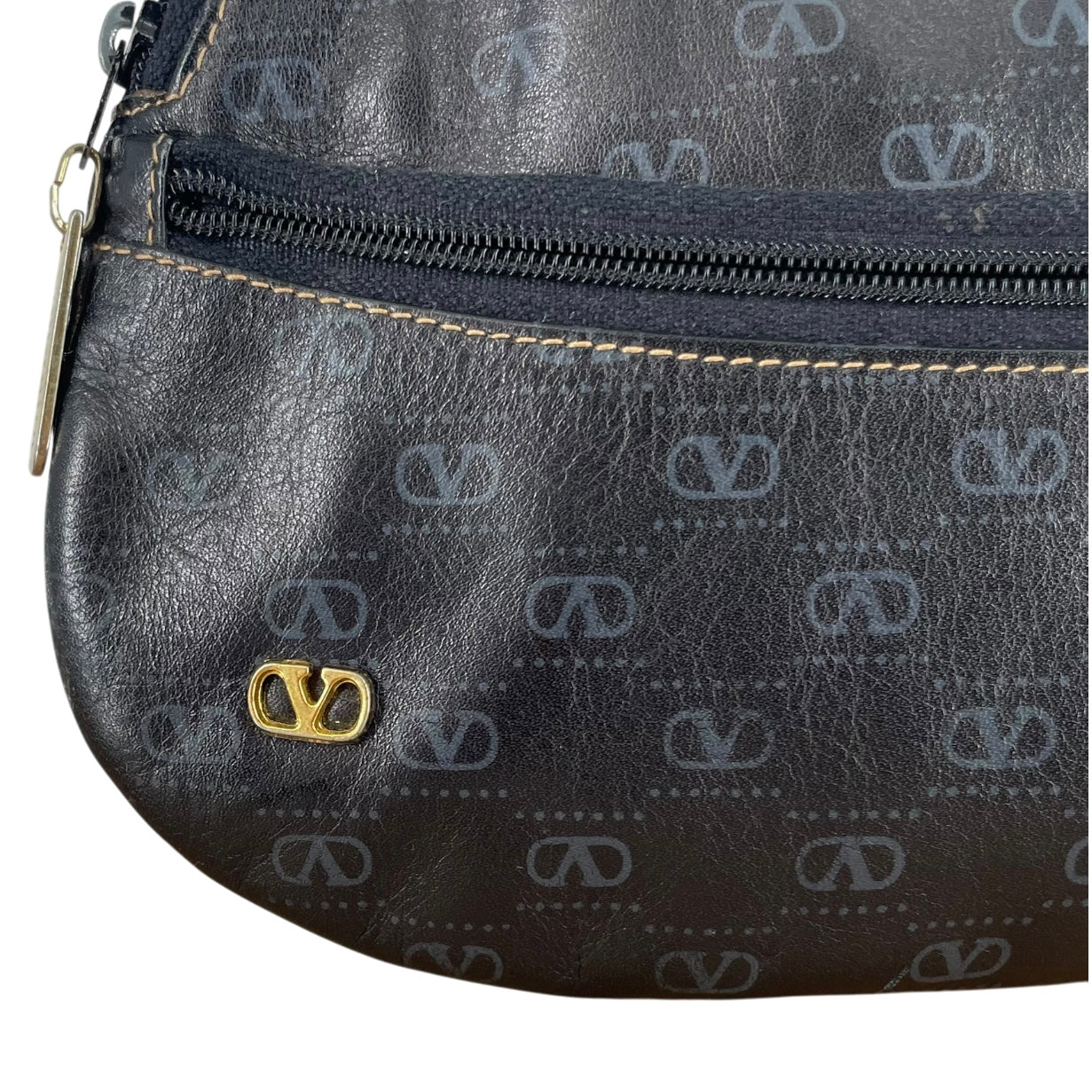 VALENTINO/Pouch/FREE/Monogram/Leather/BLK/GREY LOGO MONOGRAM view 7