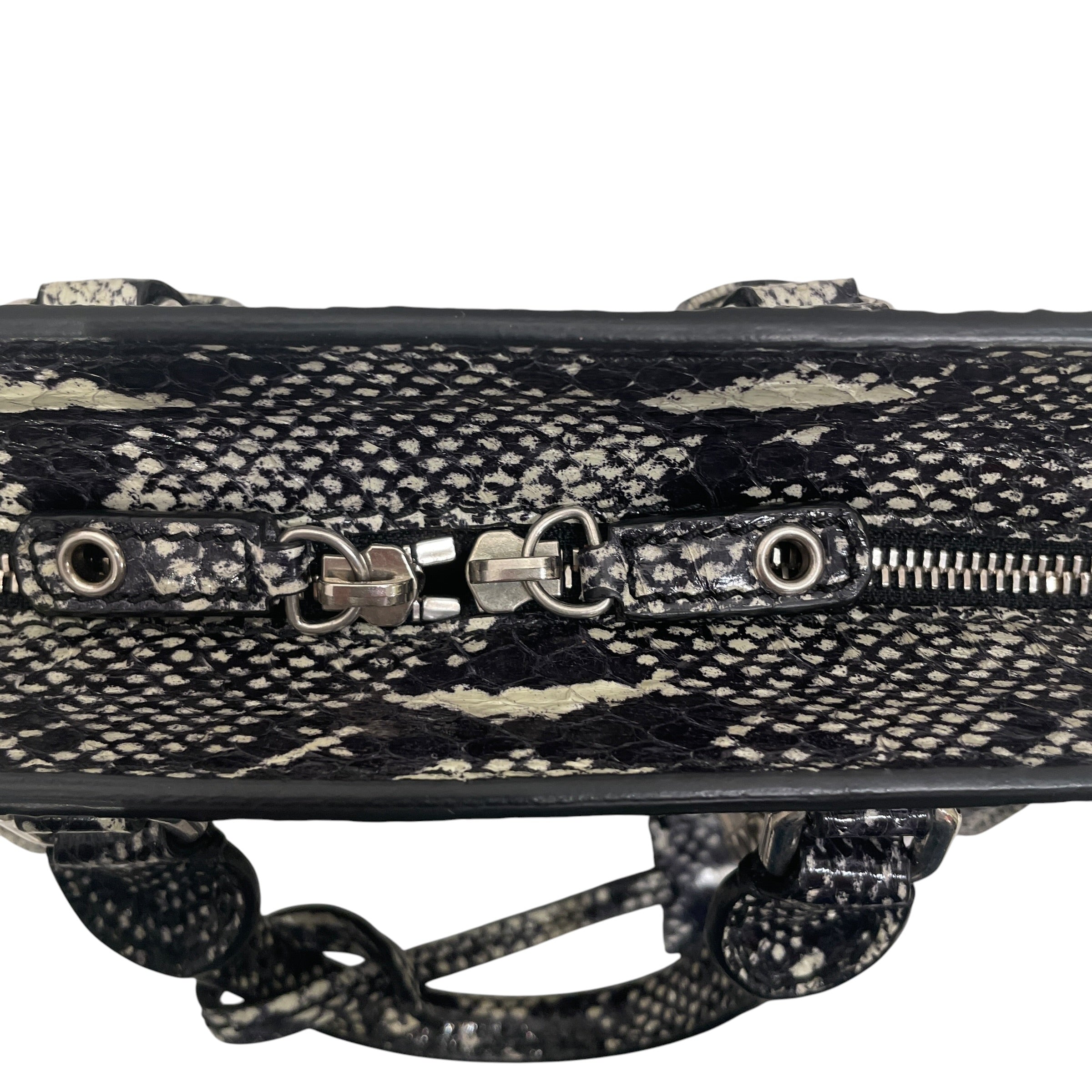 Alexander McQueen/Tote Bag/Animal Pattern/Leather/BLK/mini skull padlock/snakeskin view 4