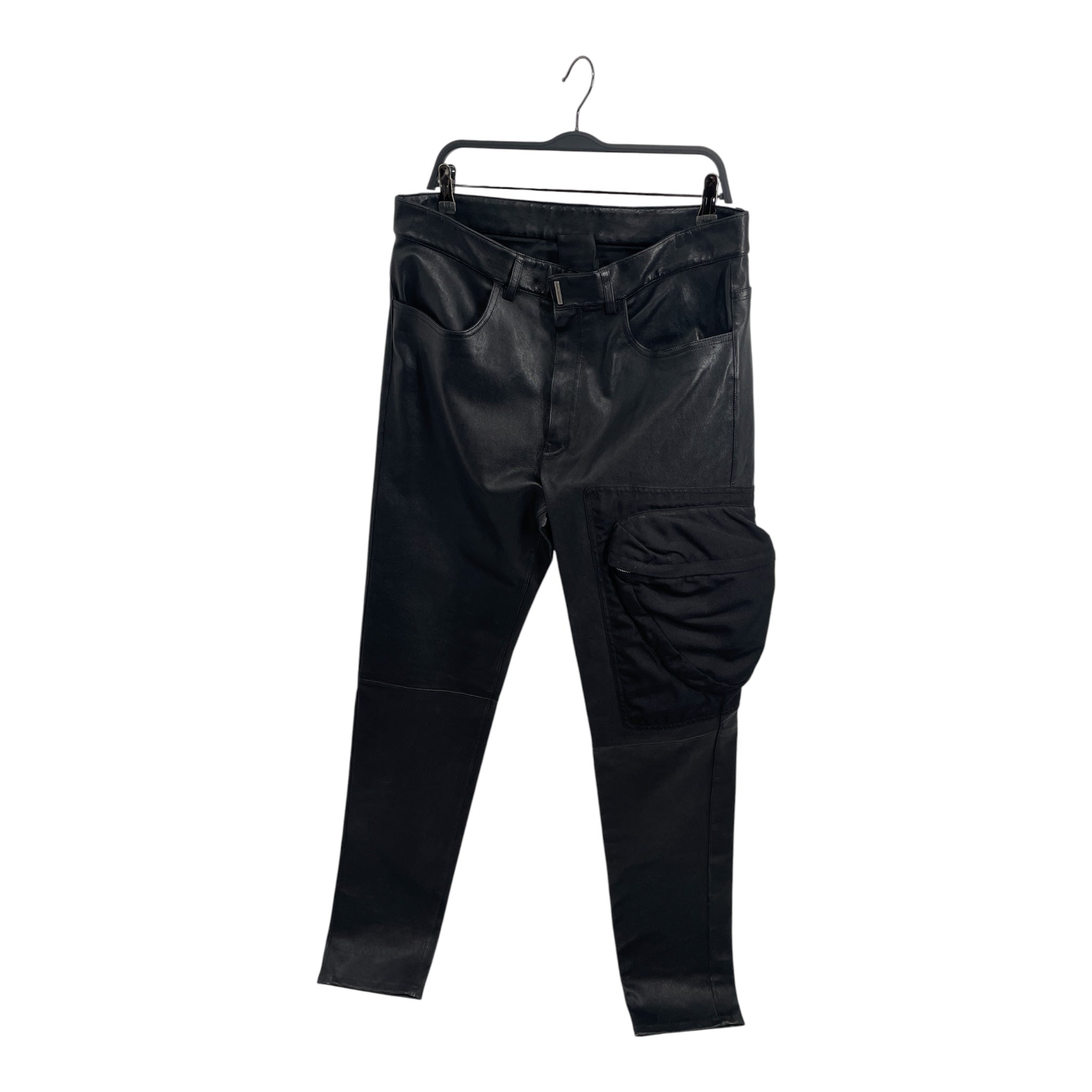 GIVENCHY/Straight Pants/52/Leather/BLK/cotton thigh pocket hook close view 1