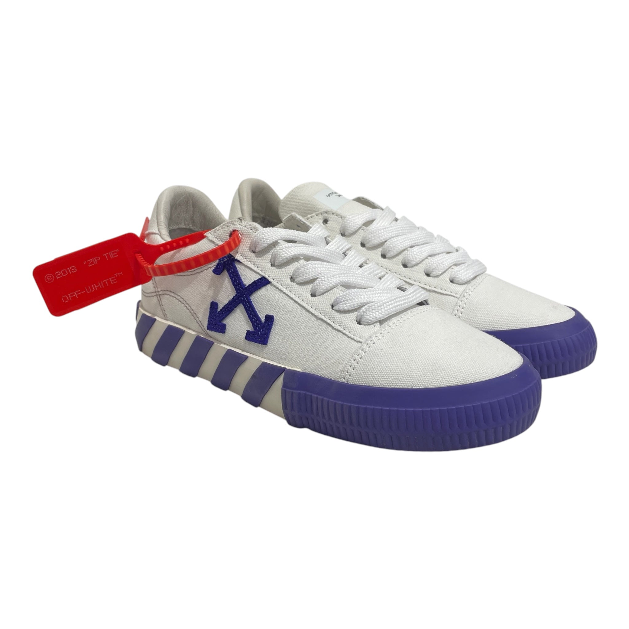 OFF-WHITE/Low-Sneakers/EU 38/Cotton/WHT/ view 1