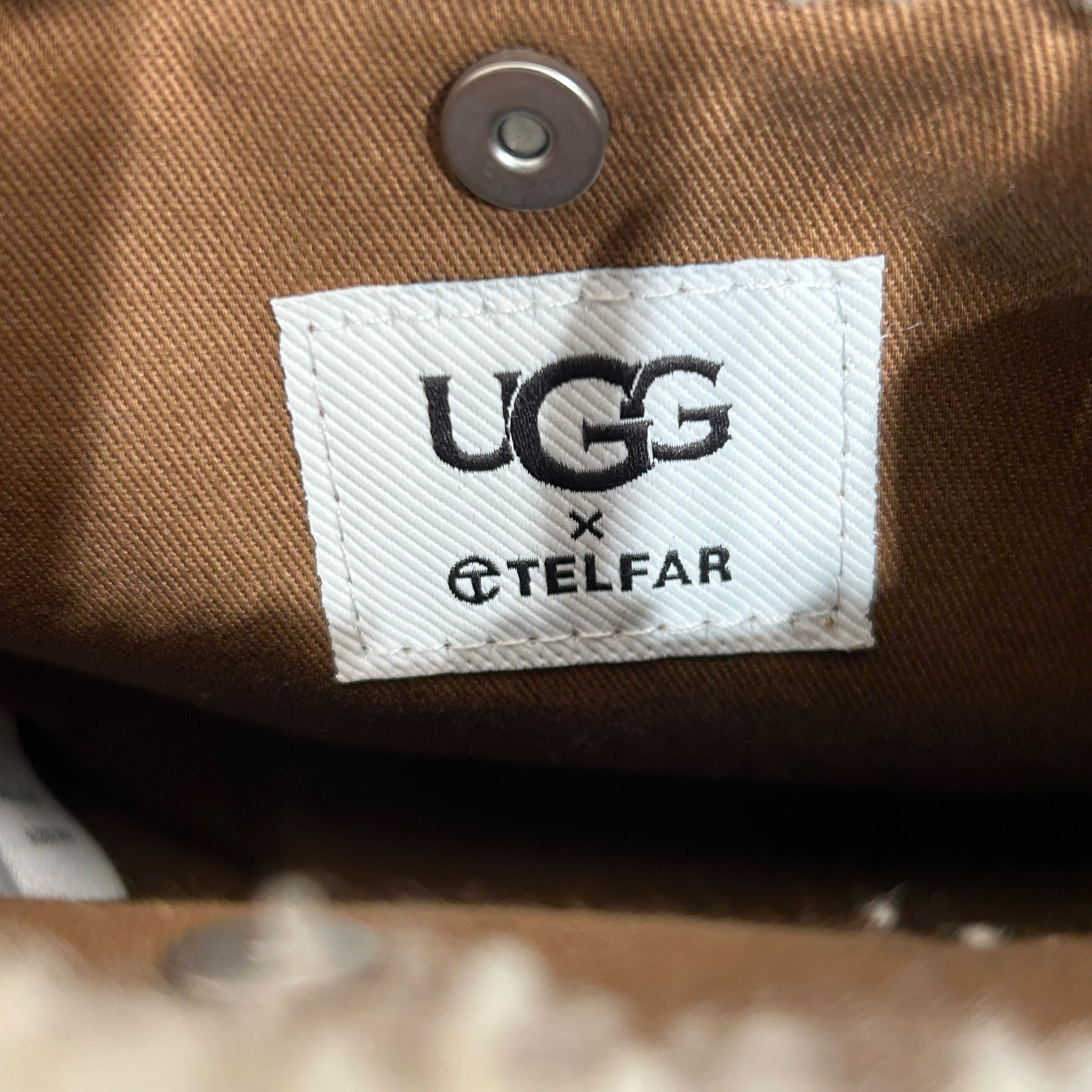 Telfar/UGG australia/Tote Bag/Sheepskin/CML/Small Chestnut Shopper view 6