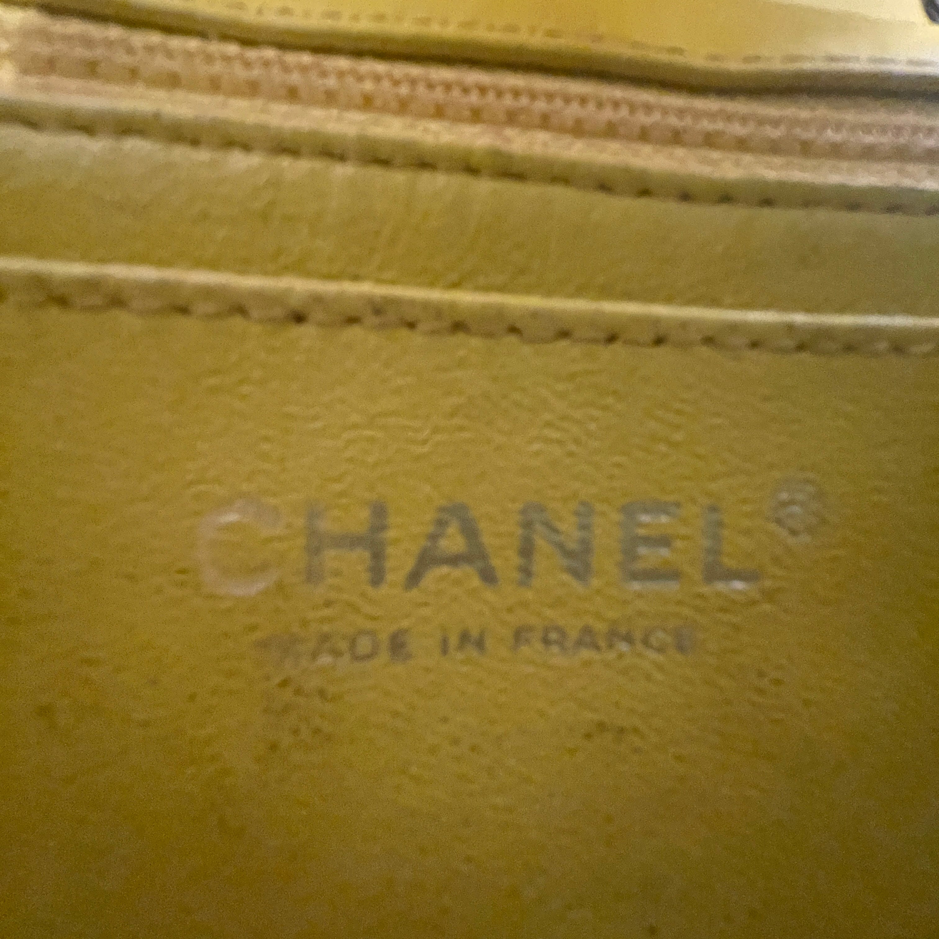 CHANEL/Cross Body Bag/Velour/YEL/VELVET QUILTED CROSSBODY view 8