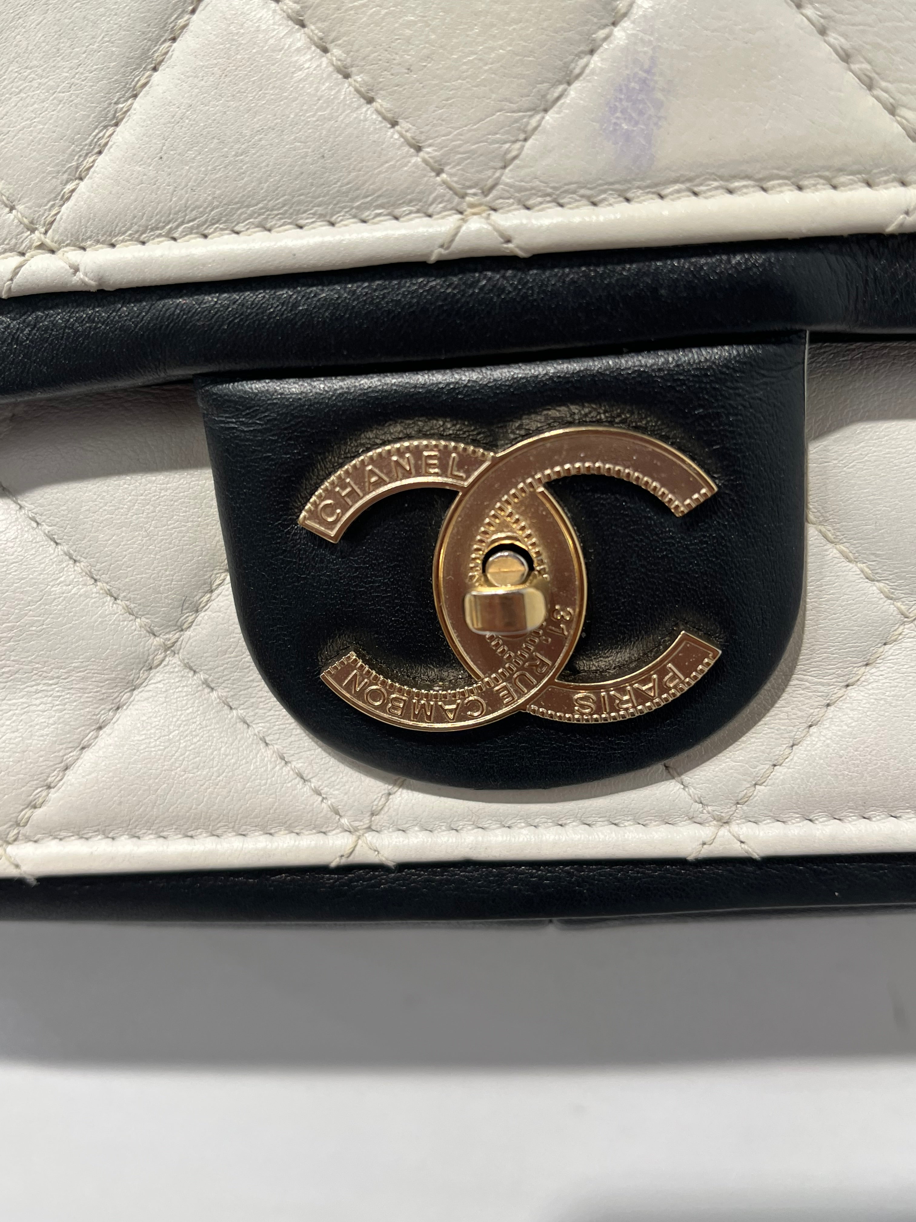 CHANEL/Bag/Leather/WHT/LAGERFELD FLAP BAG view 5