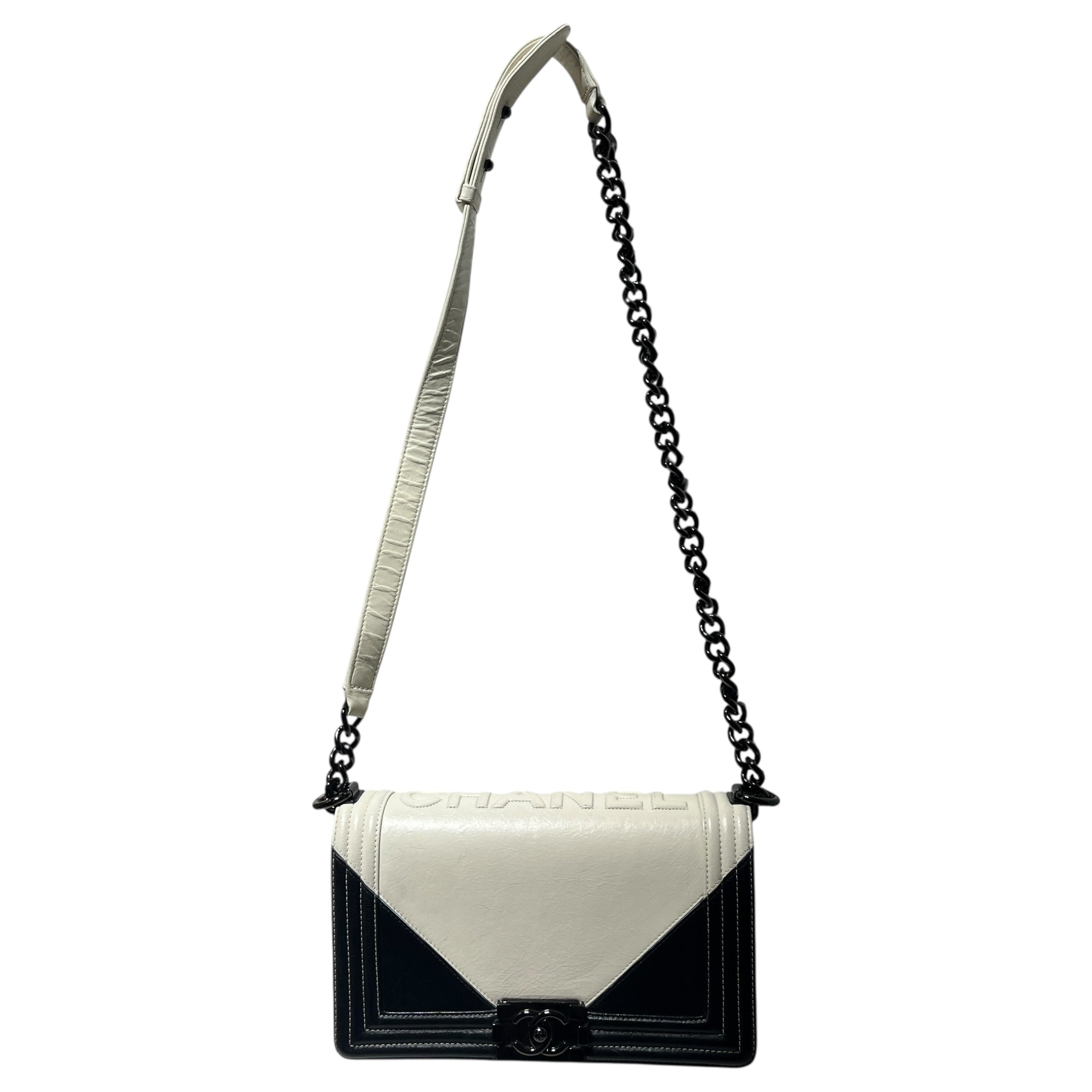 CHANEL/Cross Body Bag/Leather/WHT/GEOMETRIC BOY BAG view 1