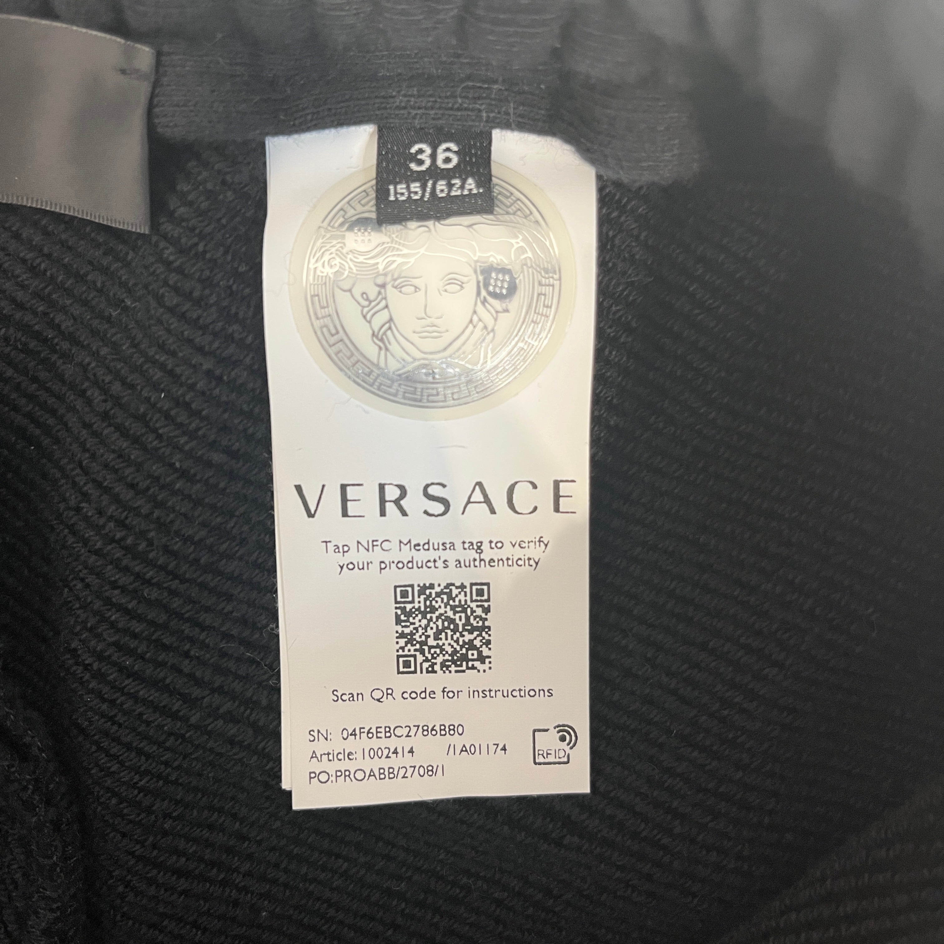 VERSACE/Shorts/36/Graphic/Cotton/BLK/Rubber Logo view 4