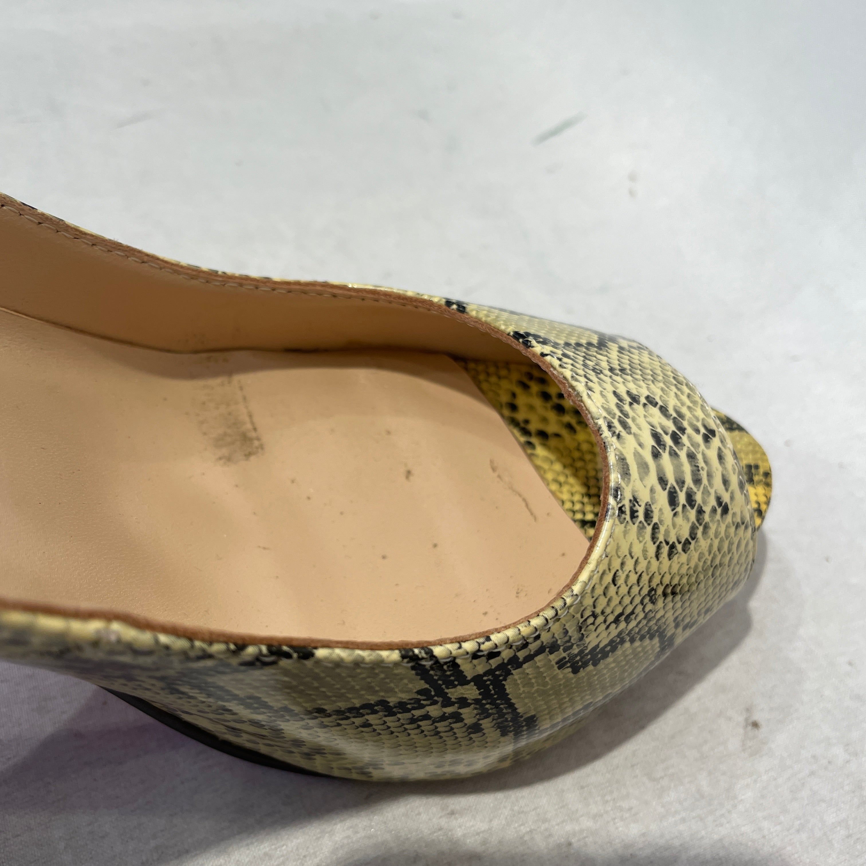 Christian Louboutin/Heels/EU 38/Animal Pattern/YEL/PYTHON ROCCIA MISS Z PUMPS view 5