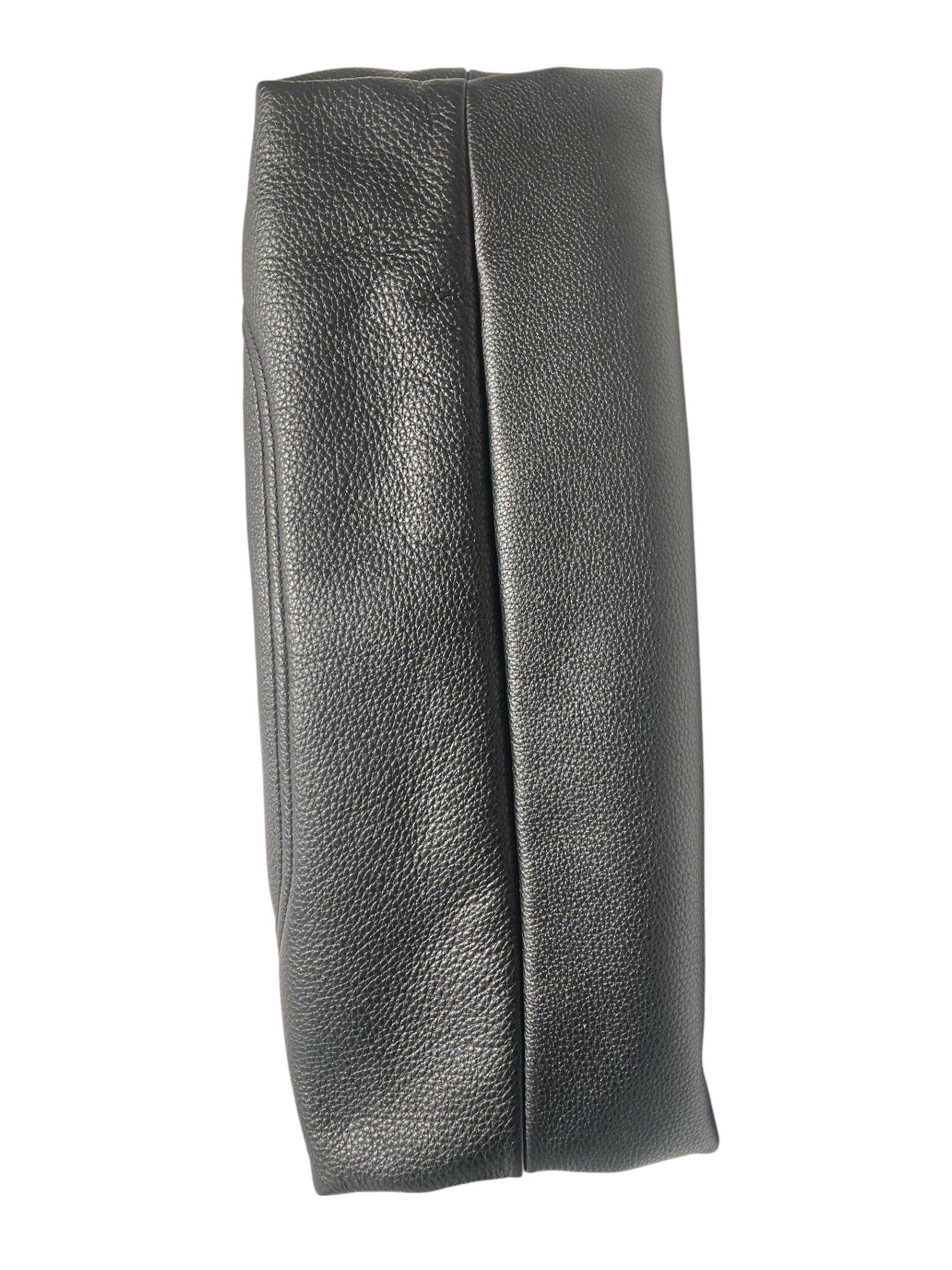 GUCCI/Hand Bag/Leather/BLK/Softit Maxi Shoulder Bag view 3