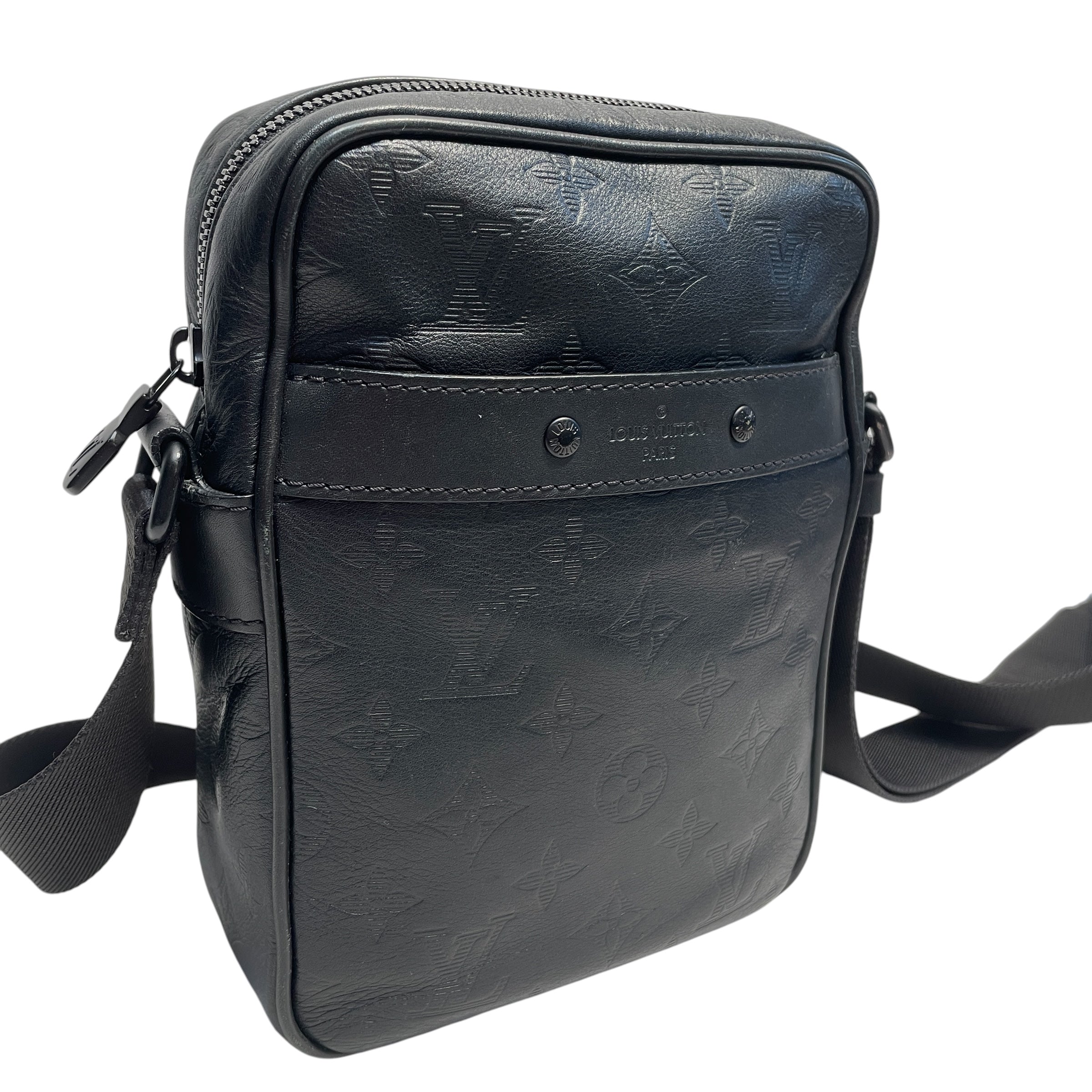 LOUIS VUITTON/Cross Body Bag/Monogram/Leather/BLK/Danube view 6