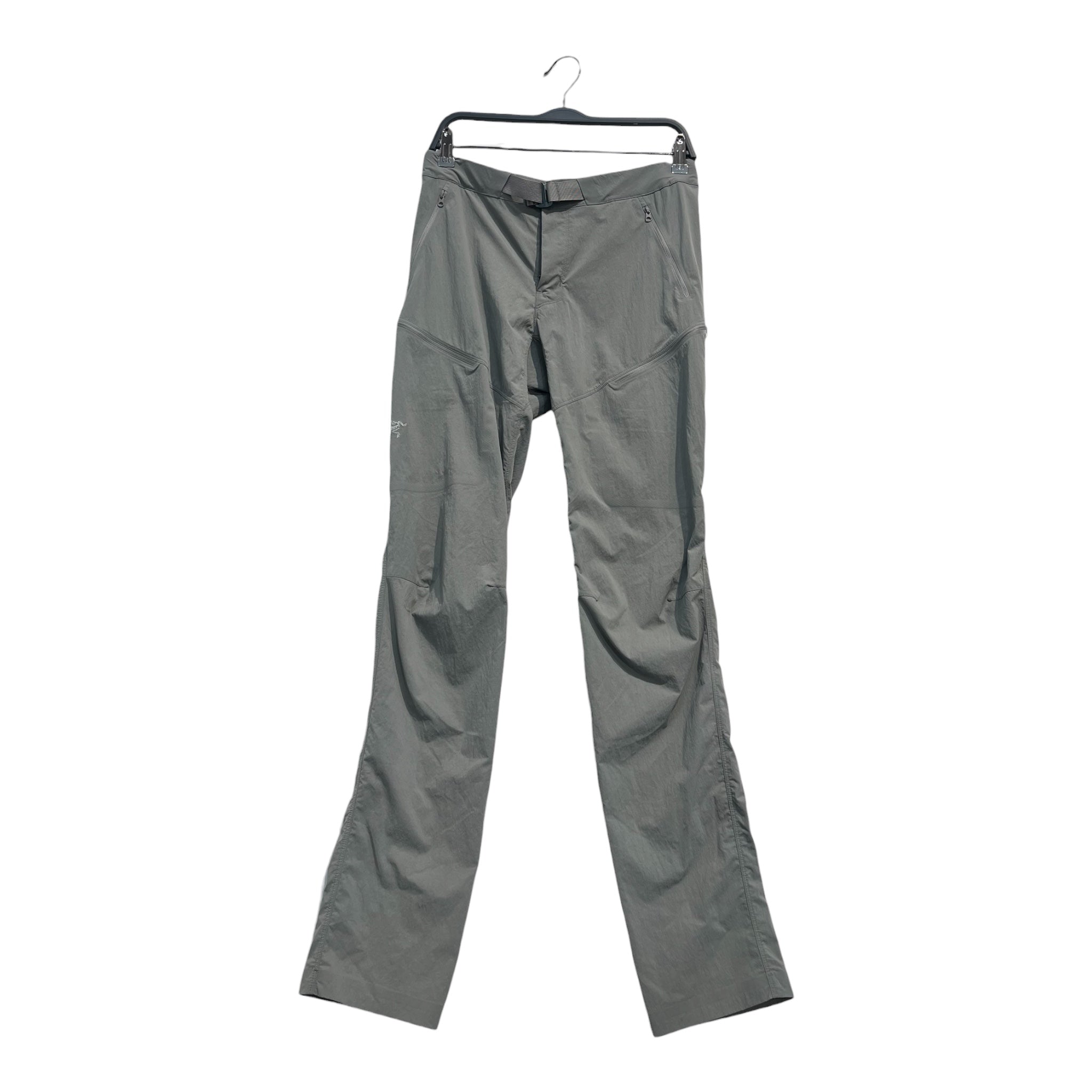 ARC'TERYX/Bottoms/30/Nylon/GRY/CROPPED view 1