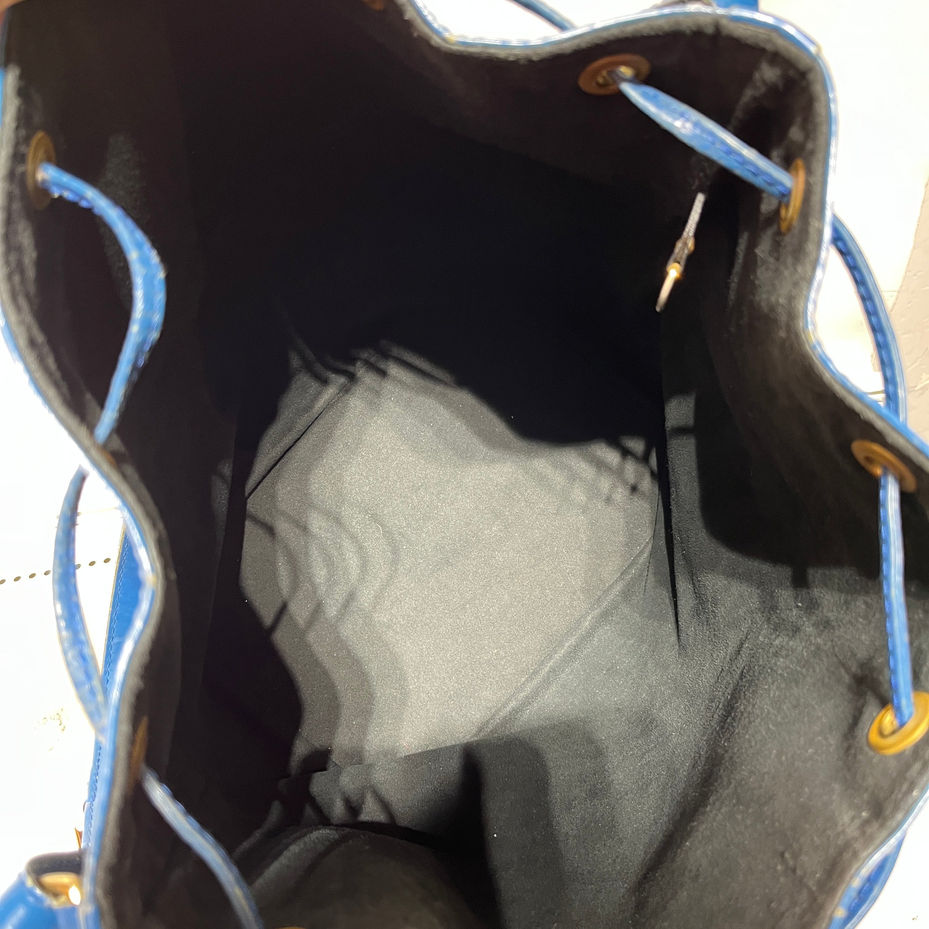 LOUIS VUITTON/Tote Bag/Leather/BLU/EPI LEATHER BUCKET BAG view 5