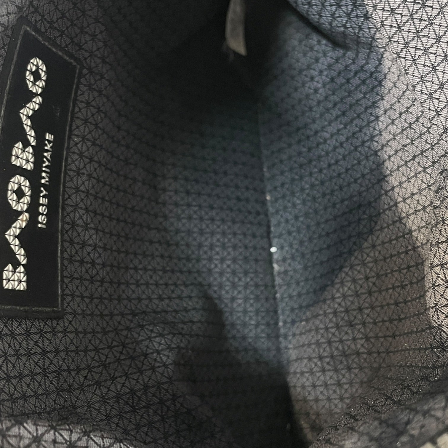 BAO BAO ISSEY MIYAKE/Tote Bag/CRM/lucent crossbody view 6