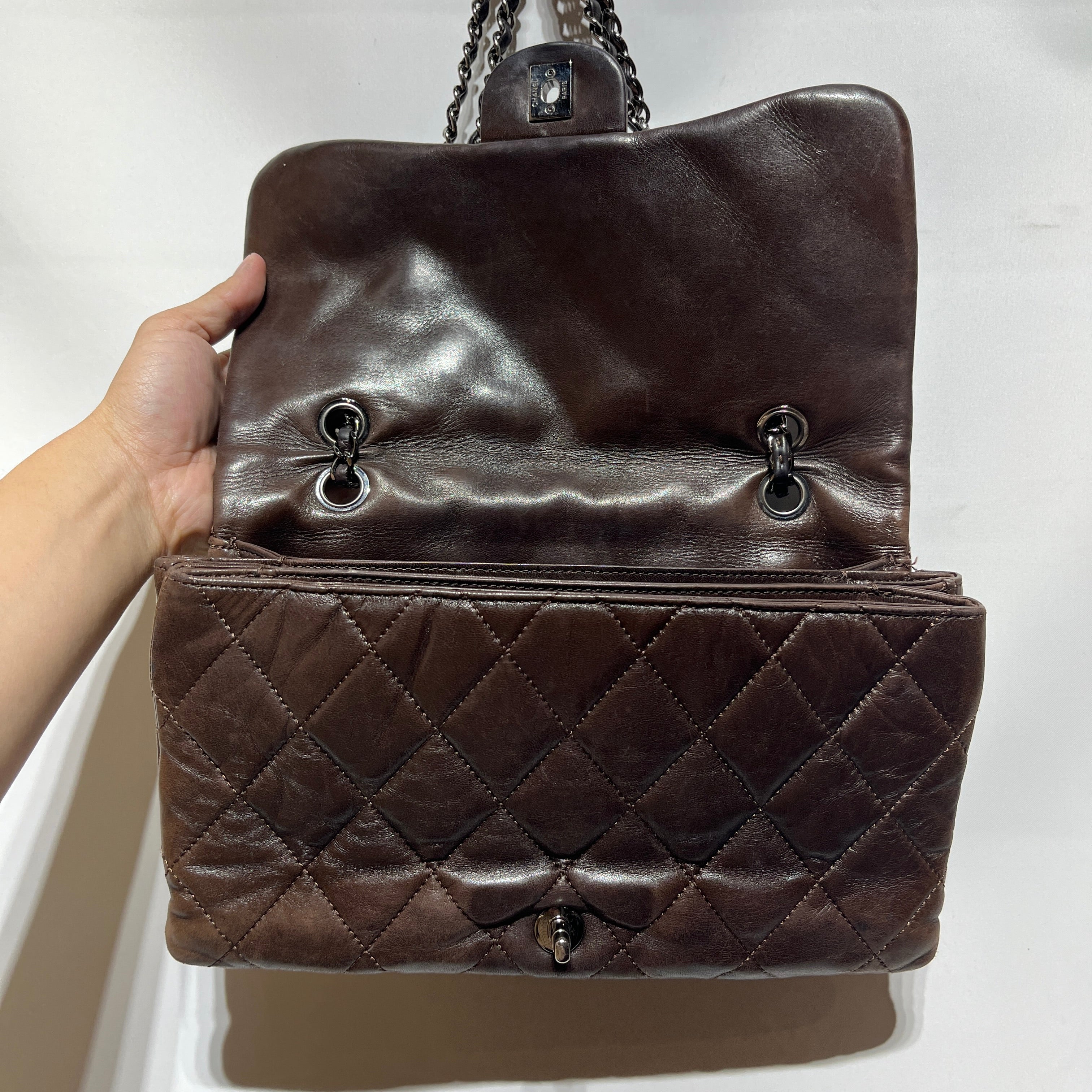 CHANEL/Hand Bag/Leather/BRW/Maxi 3 Accordian Flap view 10