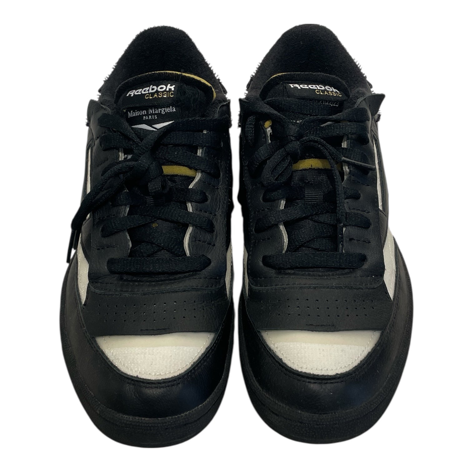 Maison Margiela/Low-Sneakers/US 9.5/Leather/BLK/reebok collab view 3