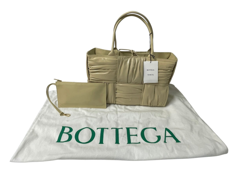 BOTTEGA VENETA/Hand Bag/Leather/CRM/ARCO TOTE