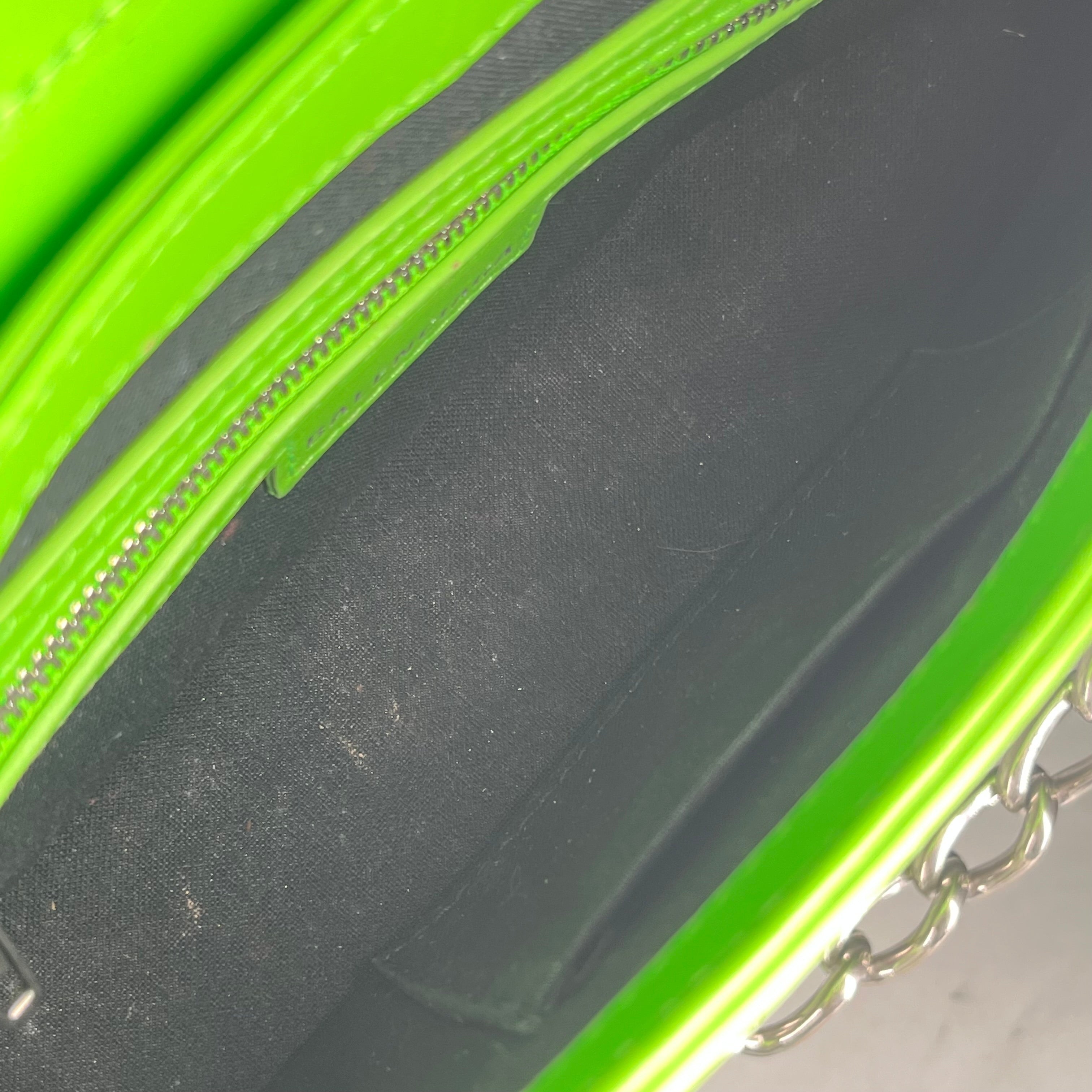 BALENCIAGA/Cross Body Bag/Leather/GRN/lindsay view 4