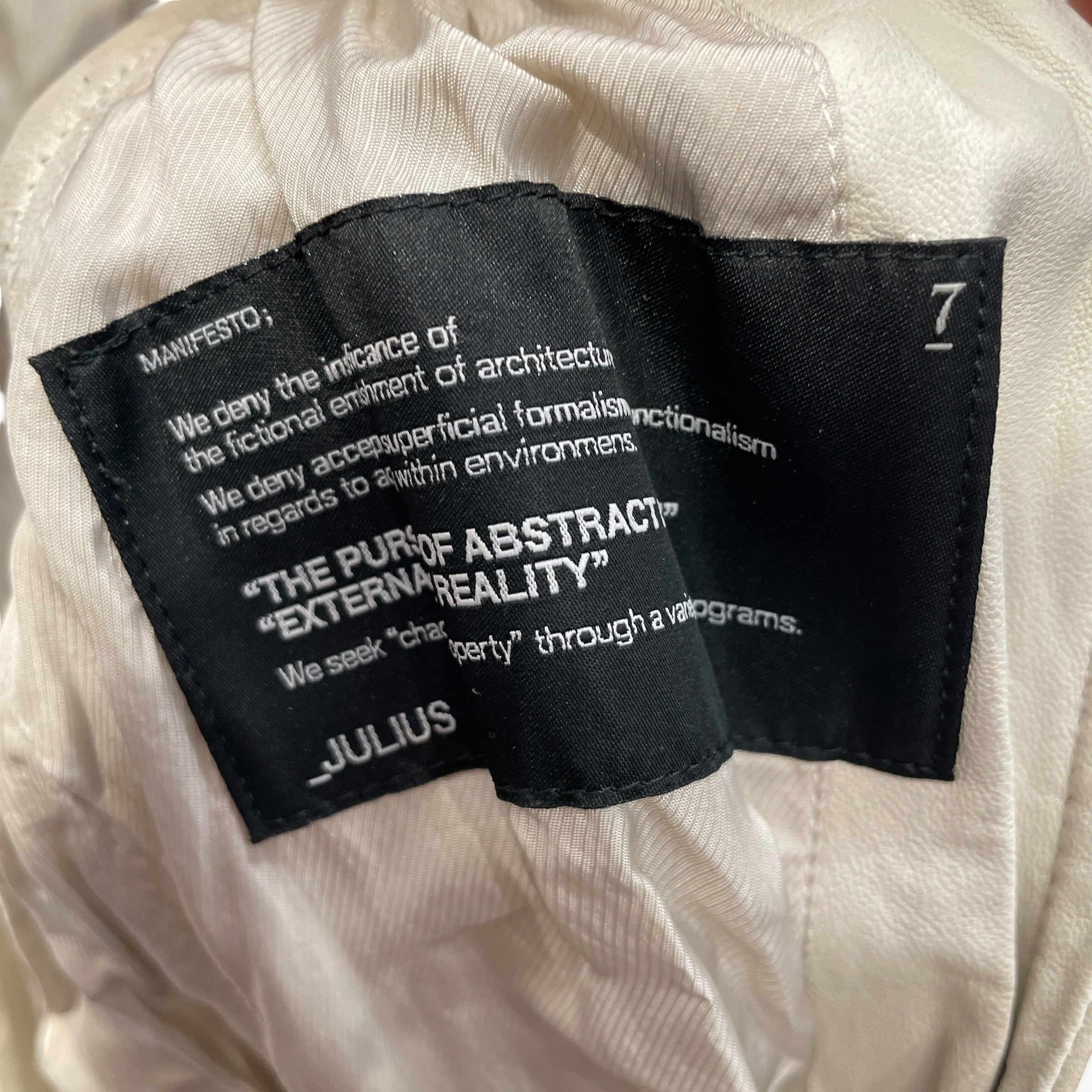 JULIUS/Vest/7/Leather/WHT/Utility/HOLSTER VEST view 5