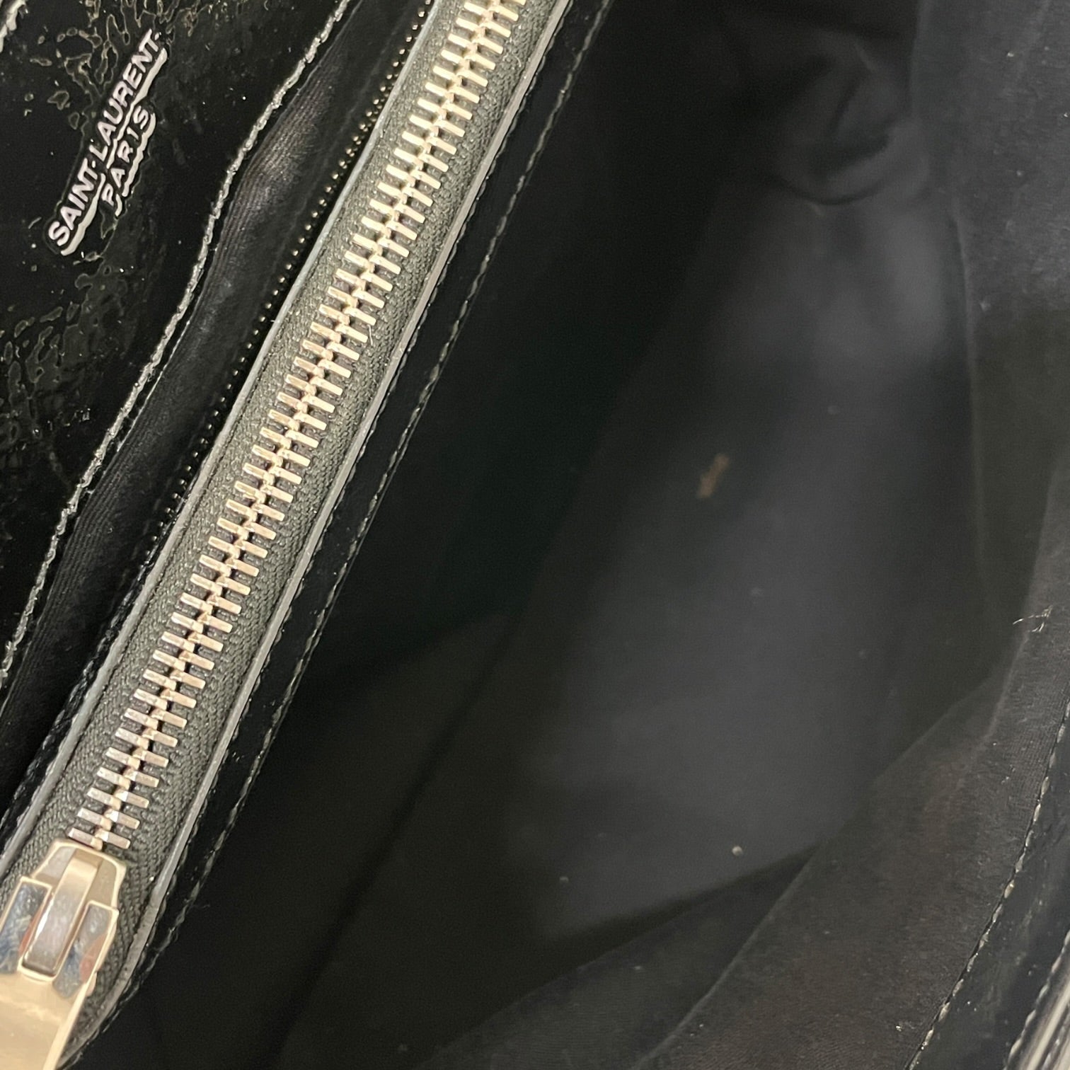 SAINT LAURENT/Hand Bag/Leather/BLK/loulou patent silver hardware view 6