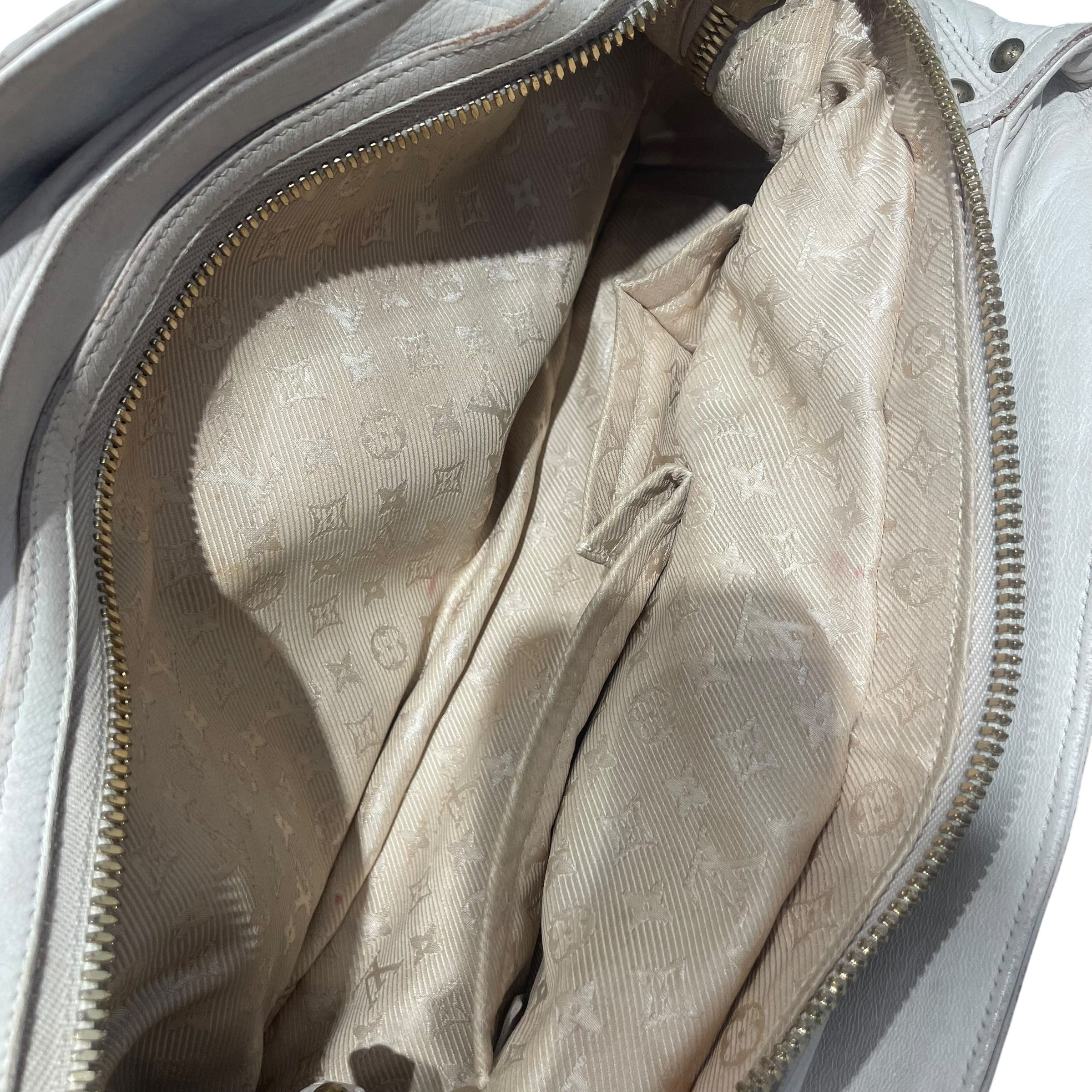 LOUIS VUITTON/Bag/Leather/WHT/Rivieting Bag view 4