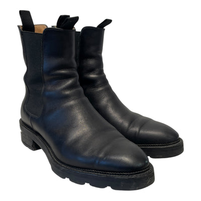 New Arrivals Mens