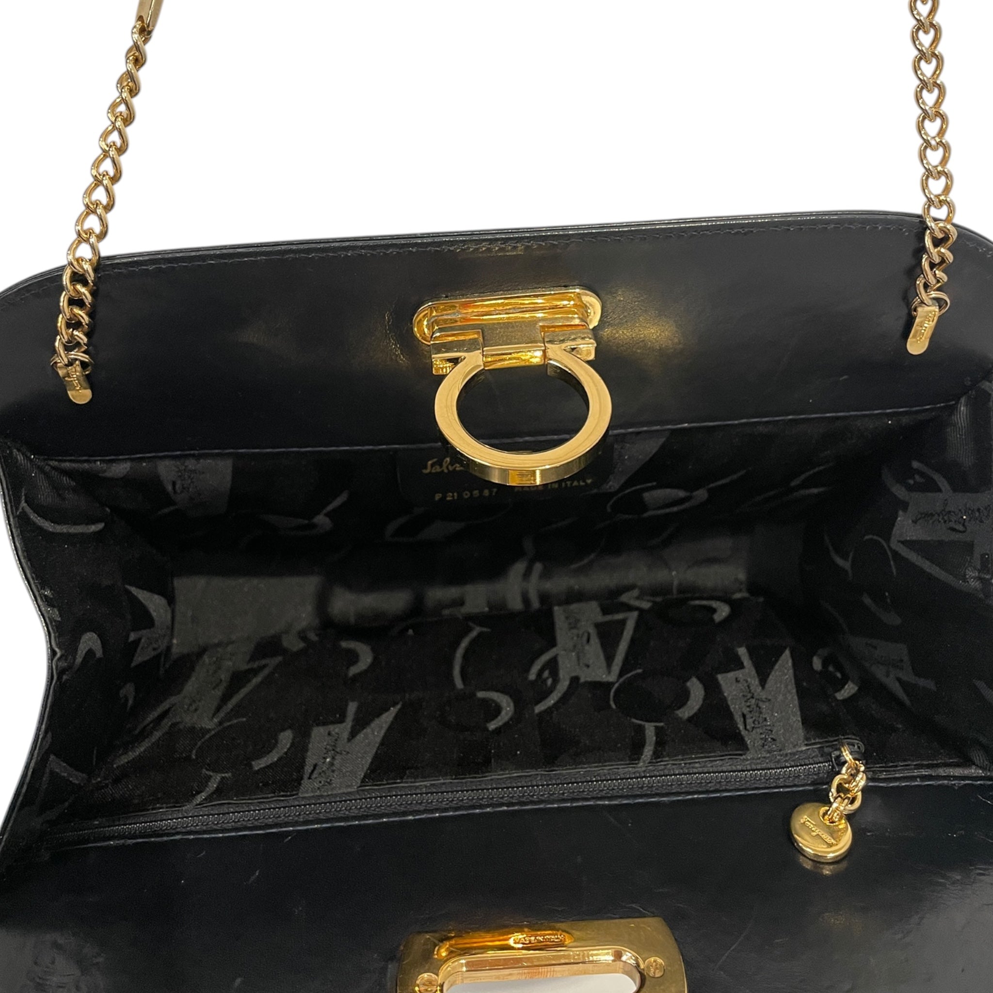 Salvatore Ferragamo/Cross Body Bag/Leather/BLK/DRMG26J view 4