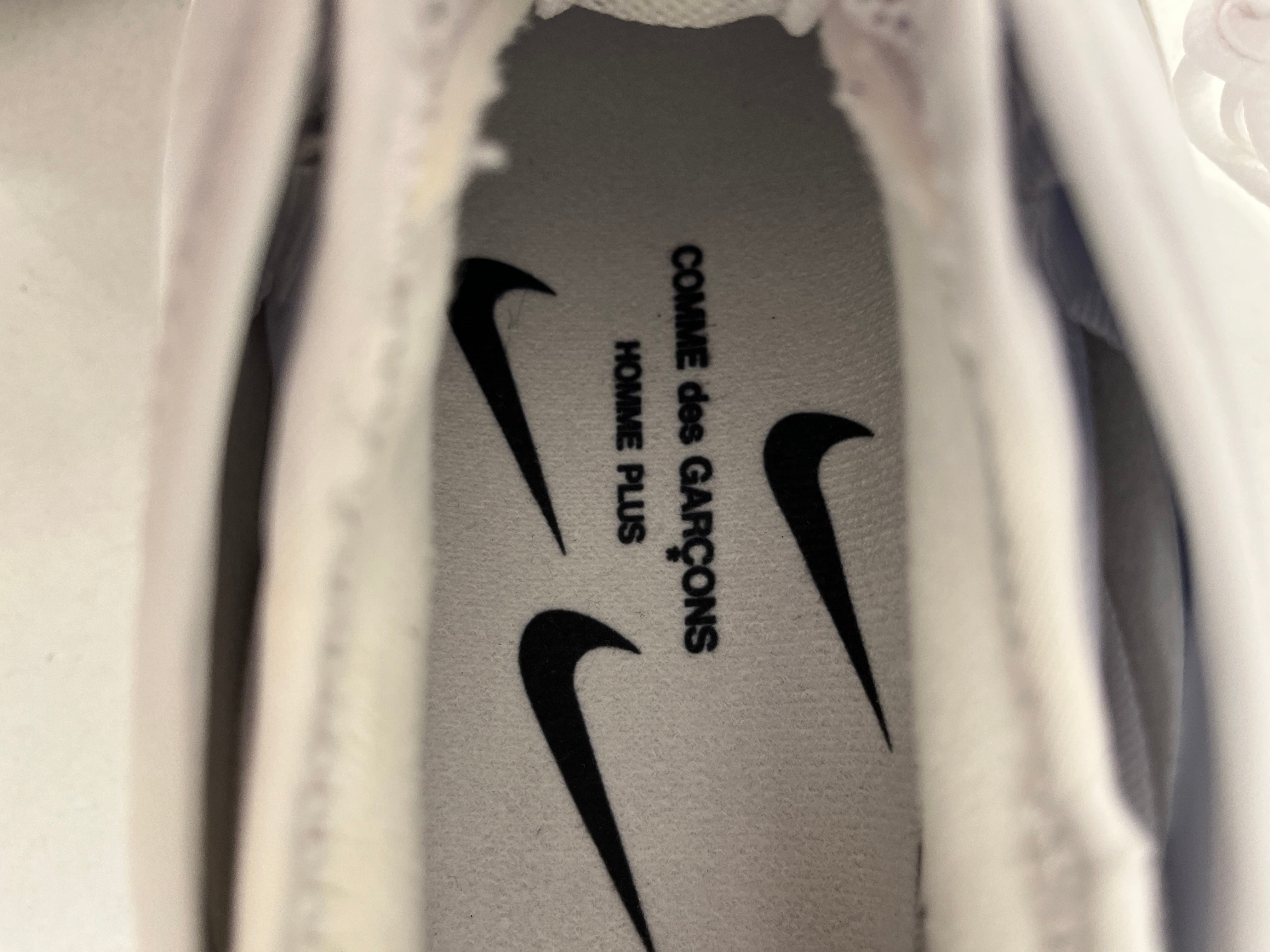 COMME des GARCONS HOMME PLUS/NIKE/Low-Sneakers/US 8.5/WHT/DO8095-102 view 3