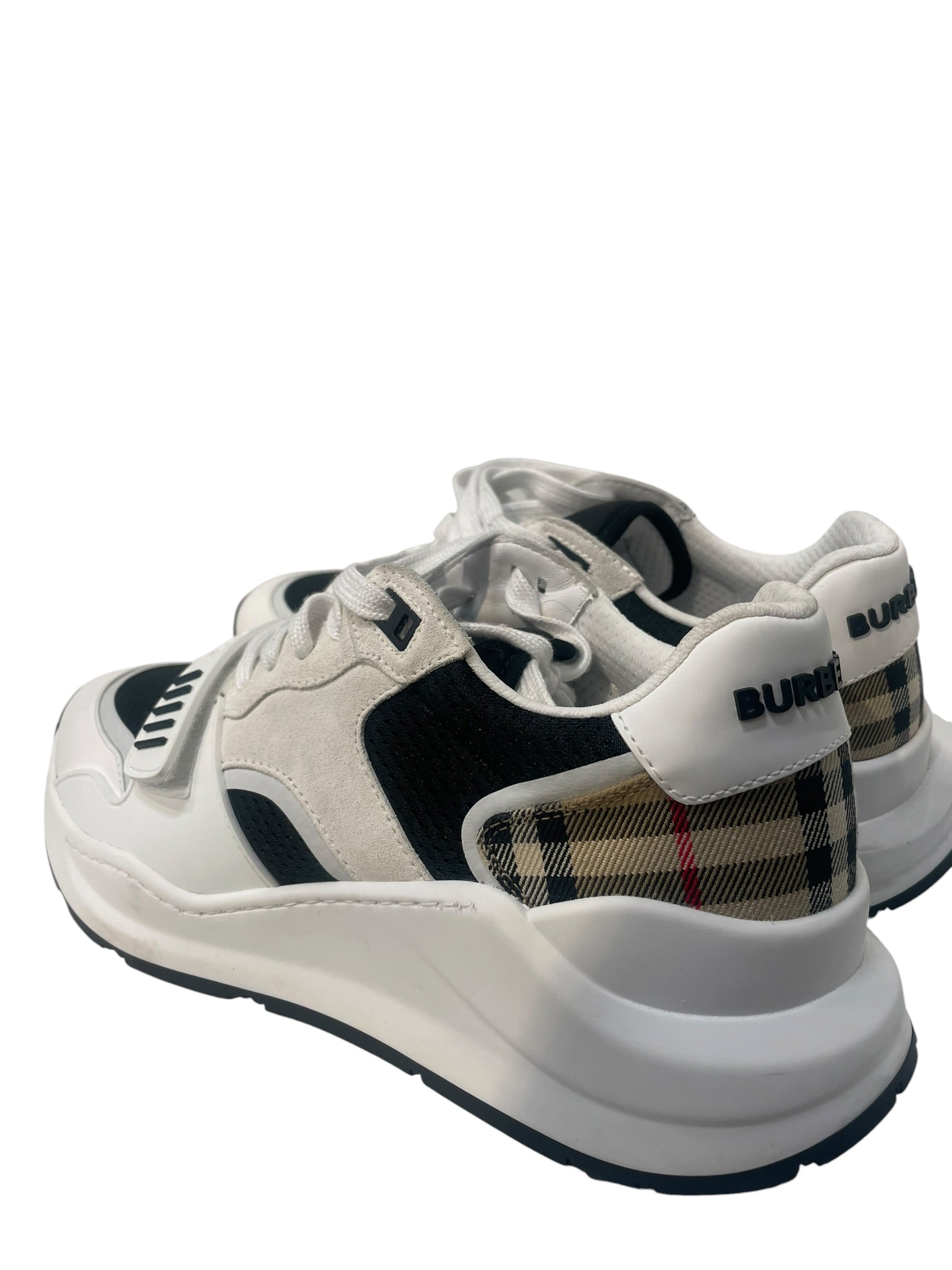 BURBERRY LONDON/Low-Sneakers/EU 42/Glen Check/Nylon/WHT/Straight Tip/Ramsey view 2
