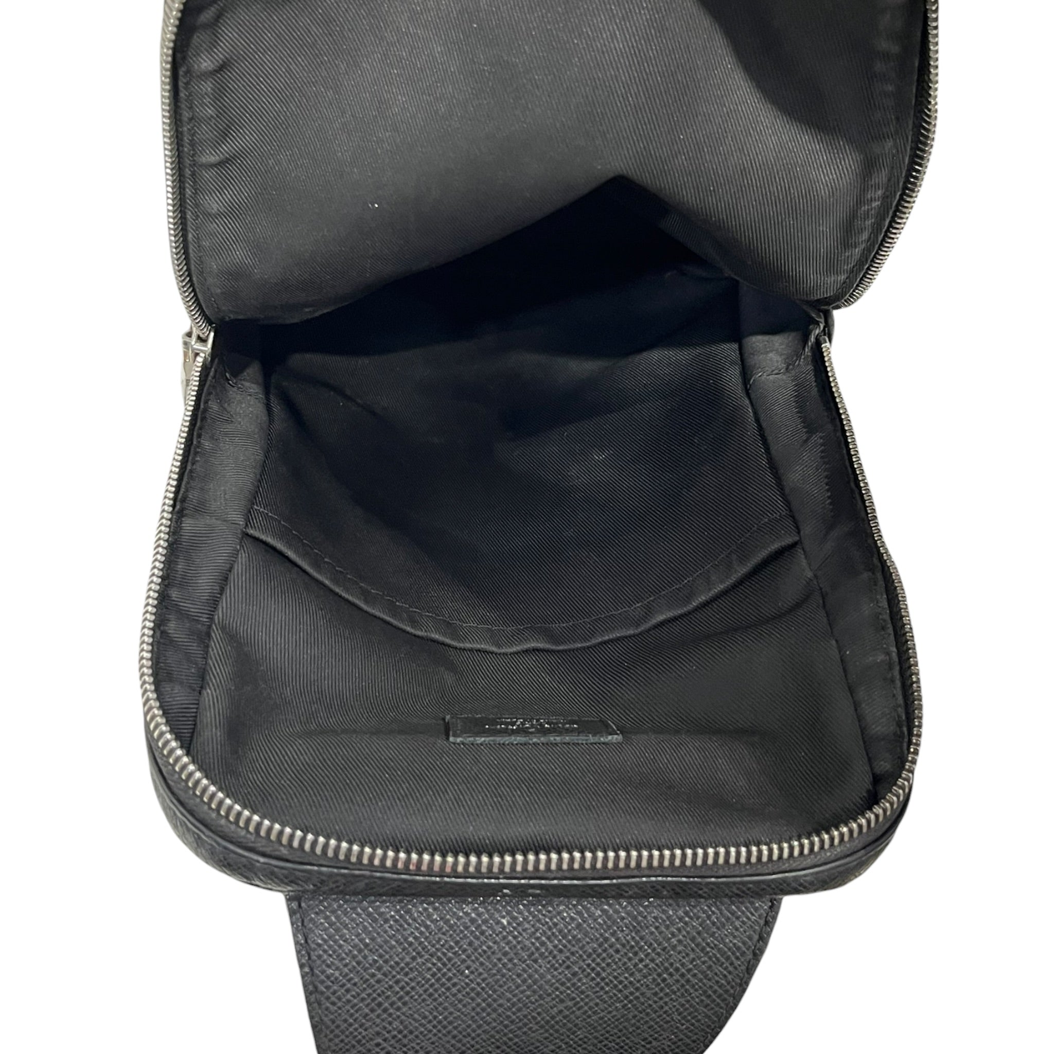 LOUIS VUITTON/Cross Body Bag/OS/Leather/BLK/BLK ONE SHOULDER BAG view 3