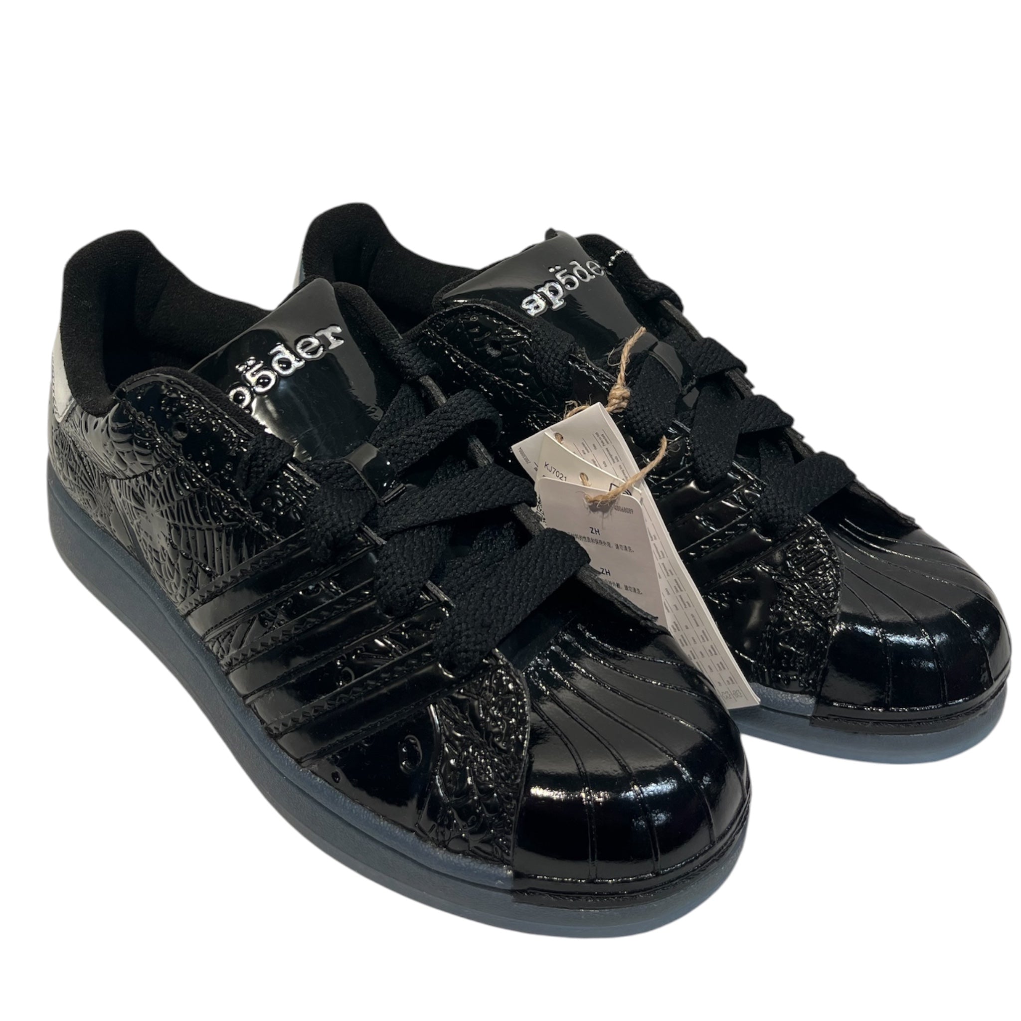 adidas/Sp5der/Low-Sneakers/US 9.5/Leather/BLK/spiderwebs engraved view 1