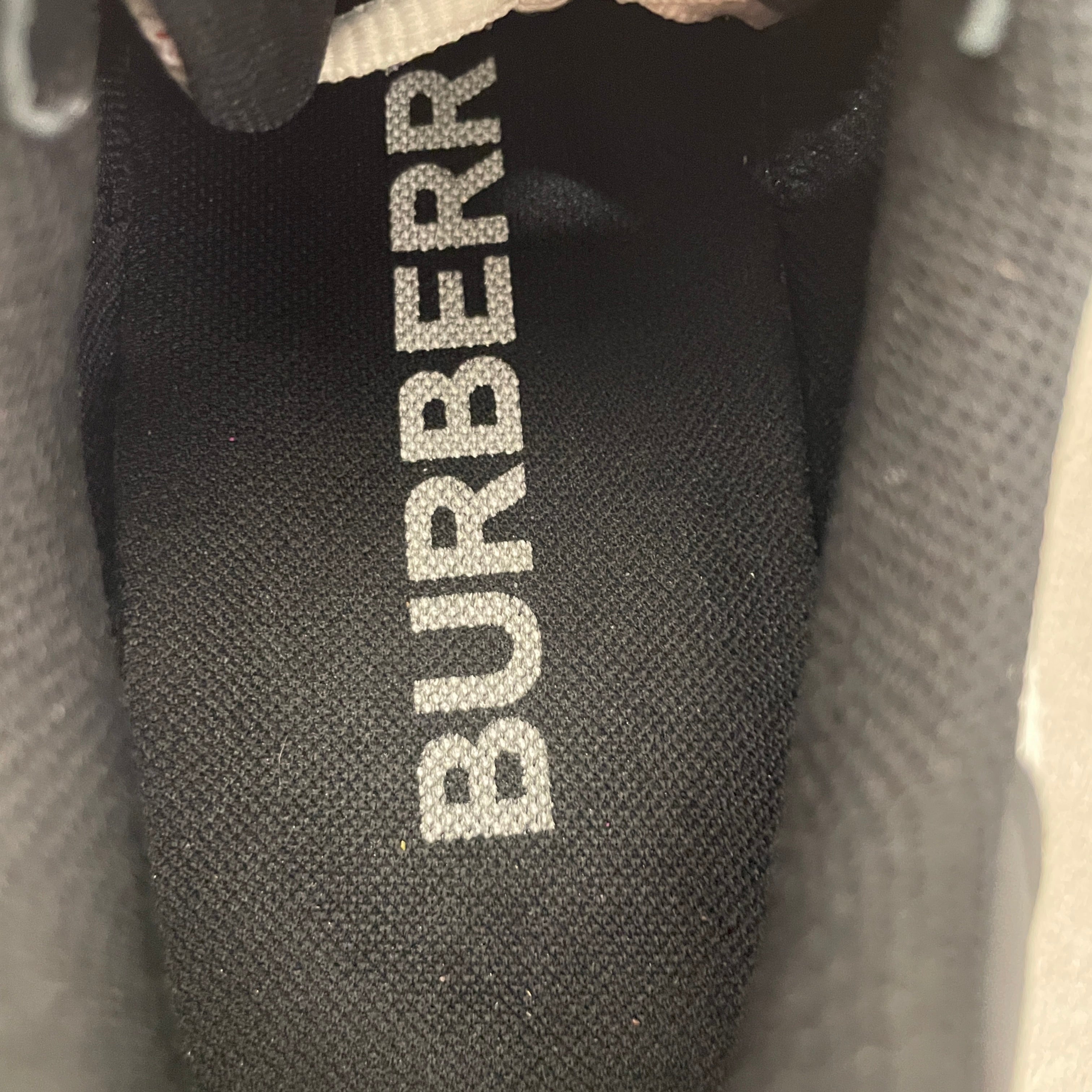 BURBERRY/Low-Sneakers/EU 44/Plaid/Nylon/WHT/signiture check mesh sides view 3