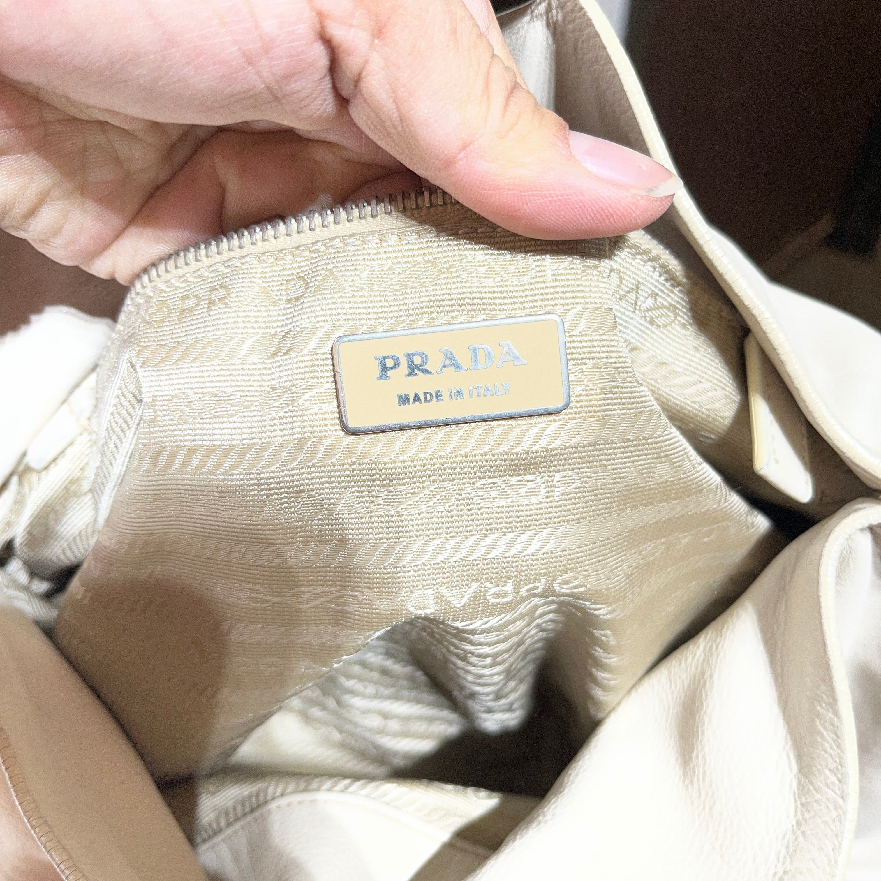 PRADA/Hand Bag/Leather/CRM/CROC PRINTED CLASP view 5
