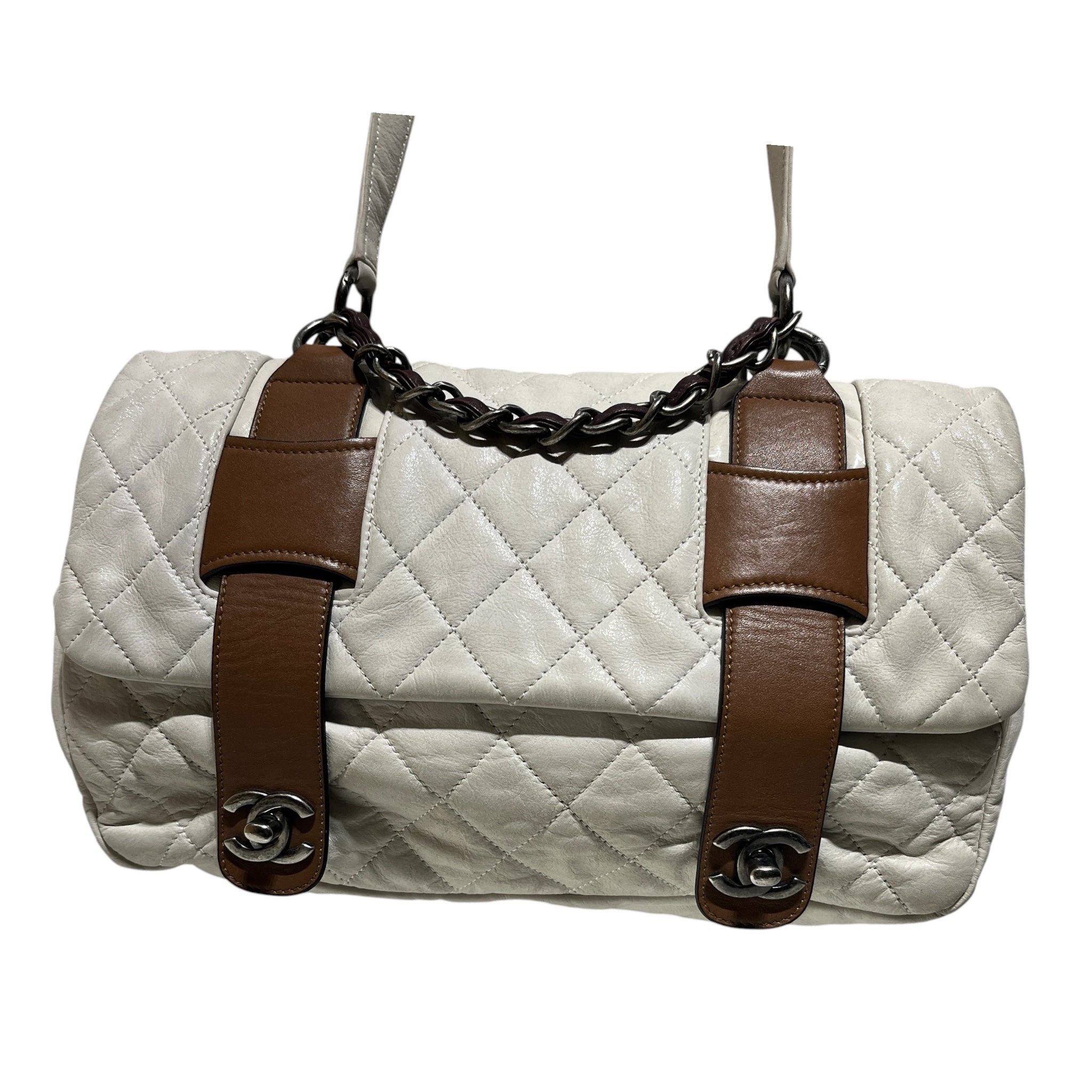 CHANEL/Cross Body Bag/Leather/CRM/QUILTED DOUBLE TWIST LOCK view 1