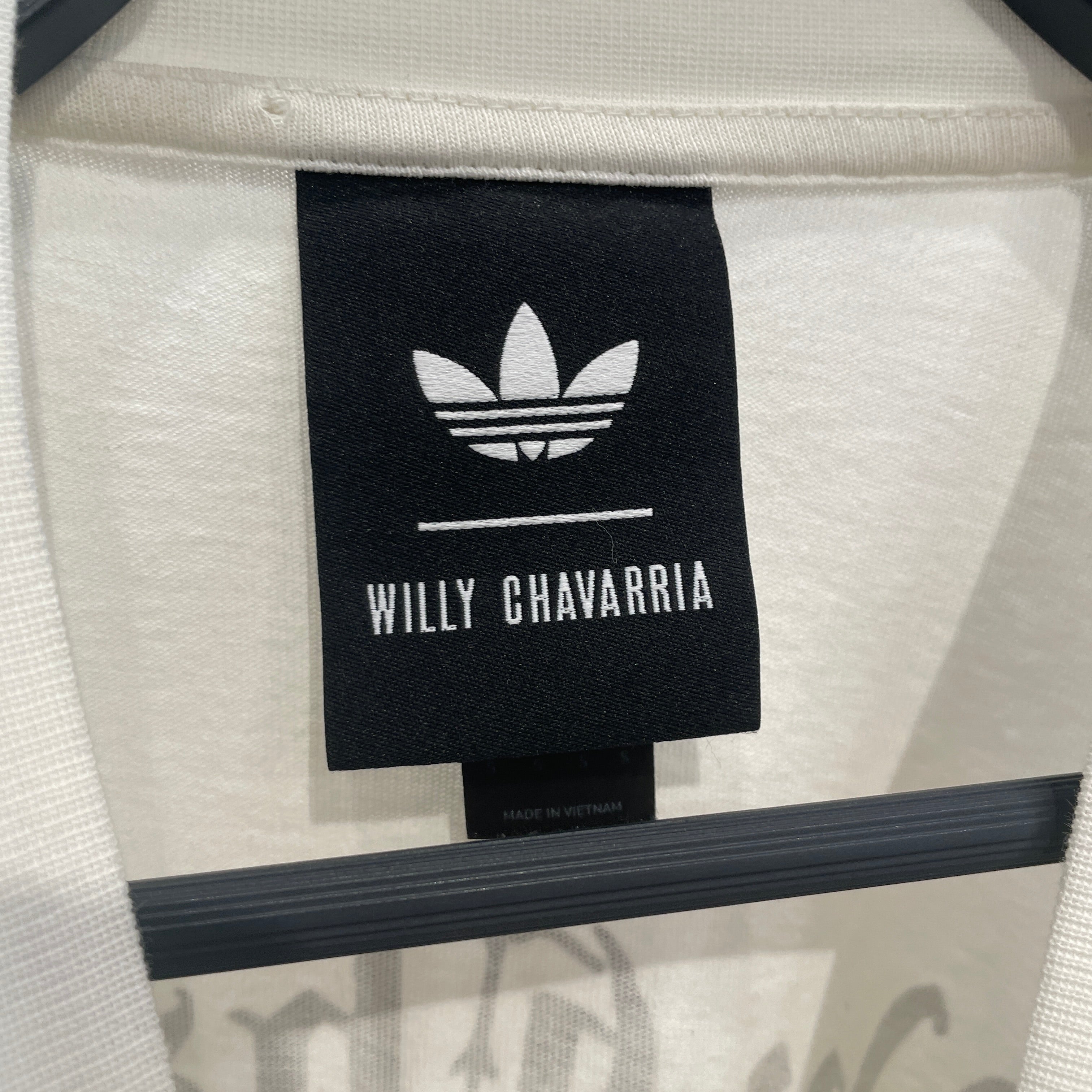 adidas/WILLY CHAVARRIA/T-Shirt/S/Cotton/WHT/Graphic/DOUBLE ROSE ON THE SLEEVE view 3