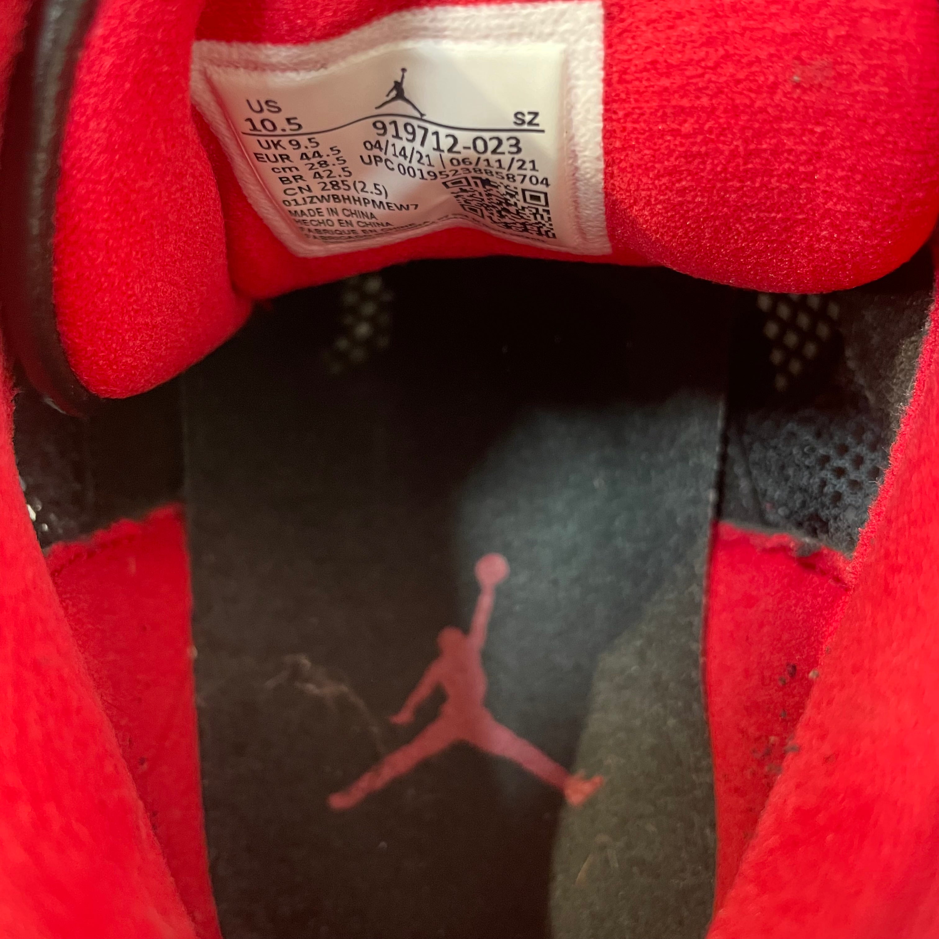 NIKE/AIR JORDAN 11 LOW IE/Low-Sneakers/US 10.5/Leather/BLK/Straight Tip/919712-023 view 3