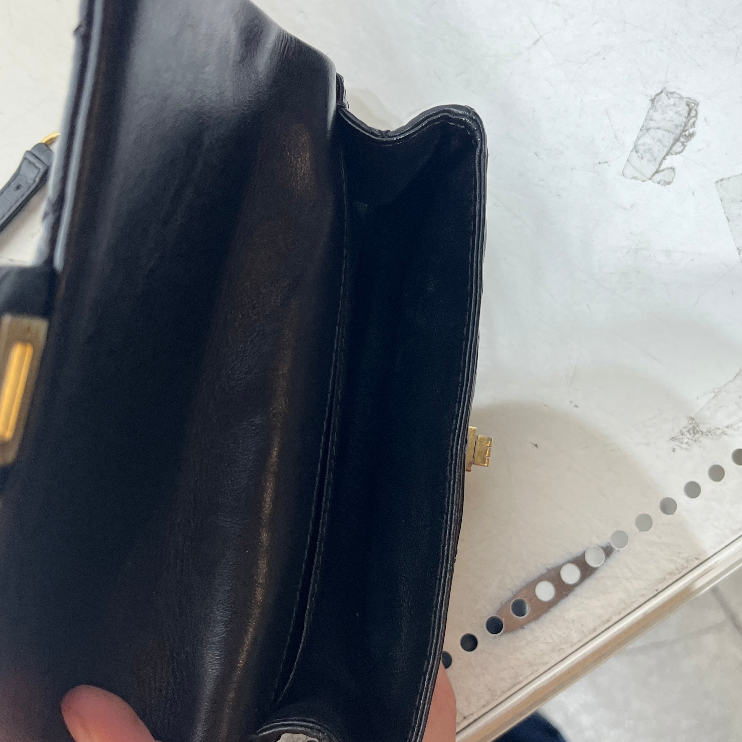 CHANEL/Cross Body Bag/Leather/BLK/QUILTED 255 REISSUE view 5