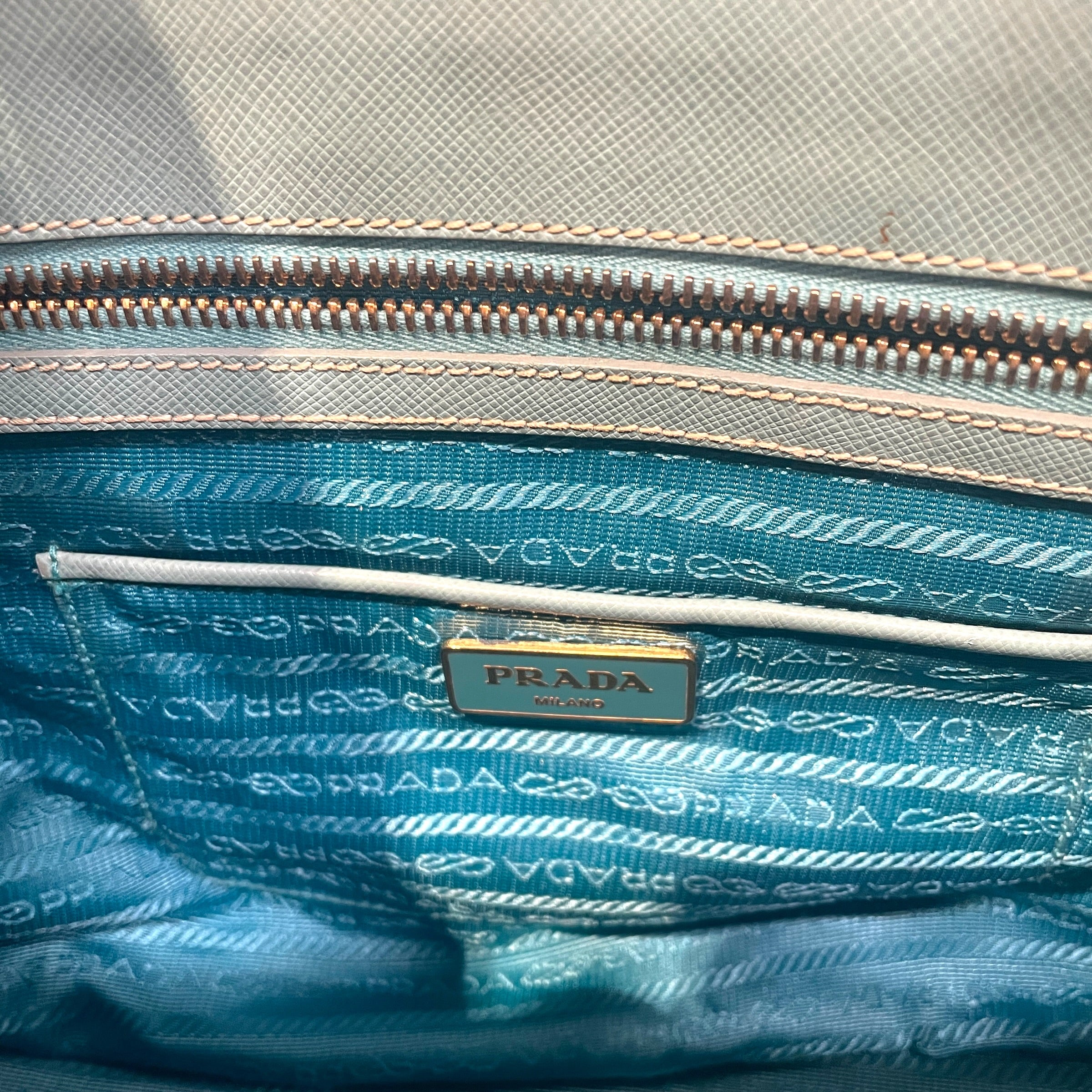 PRADA/Bag/Leather/GRN/SAfiano Leather tote view 5