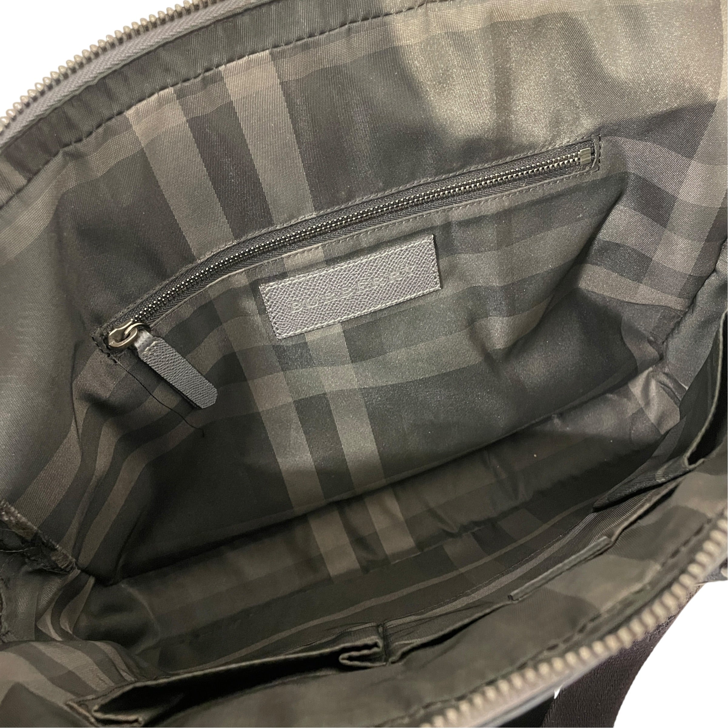 BURBERRY/Briefcase/Leather/GRY/WK6T8MB view 3