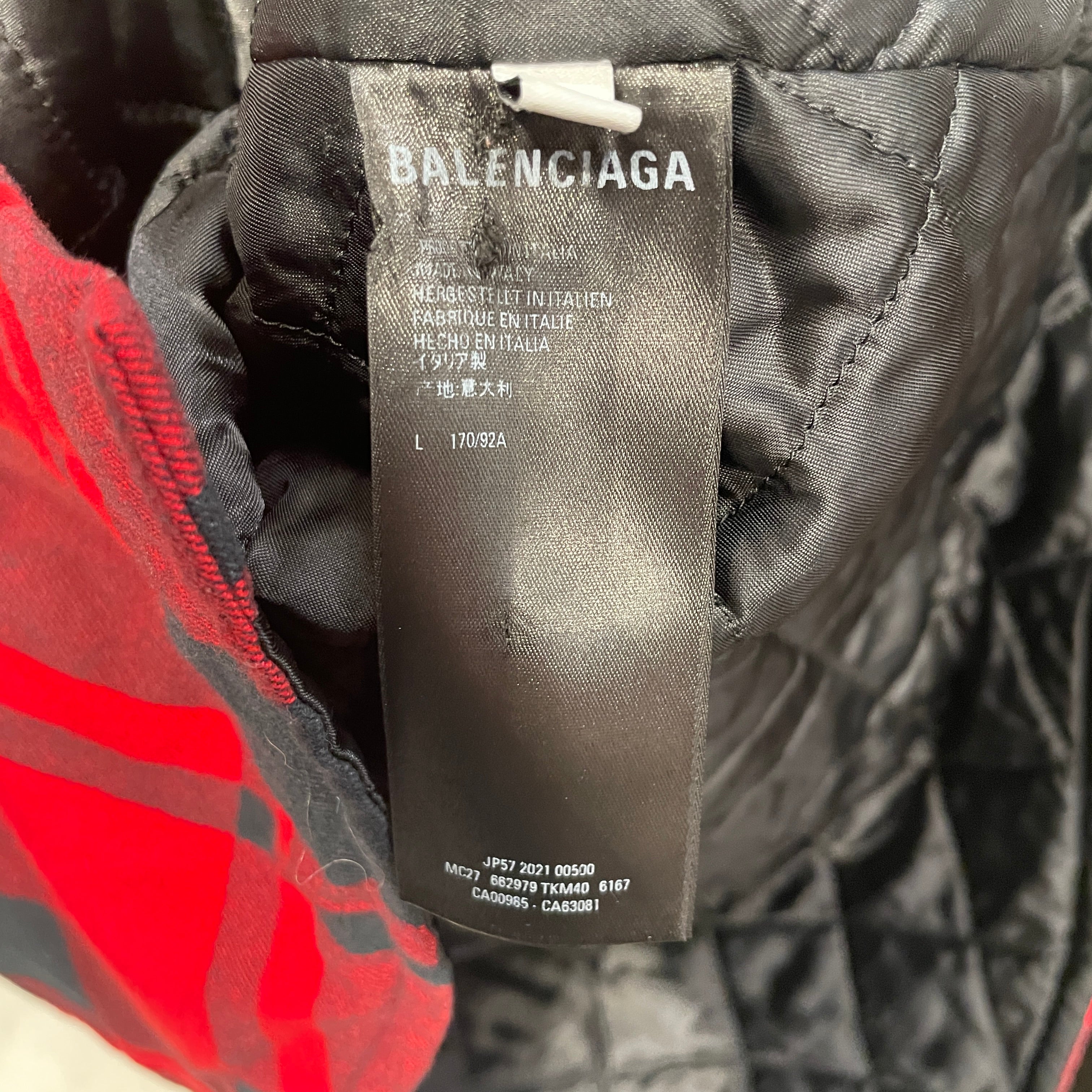 BALENCIAGA/Puffer Jkt/L/Cotton/RED/Plaid/BUFFALO CHECK ASYMETRIC BUTTON view 4