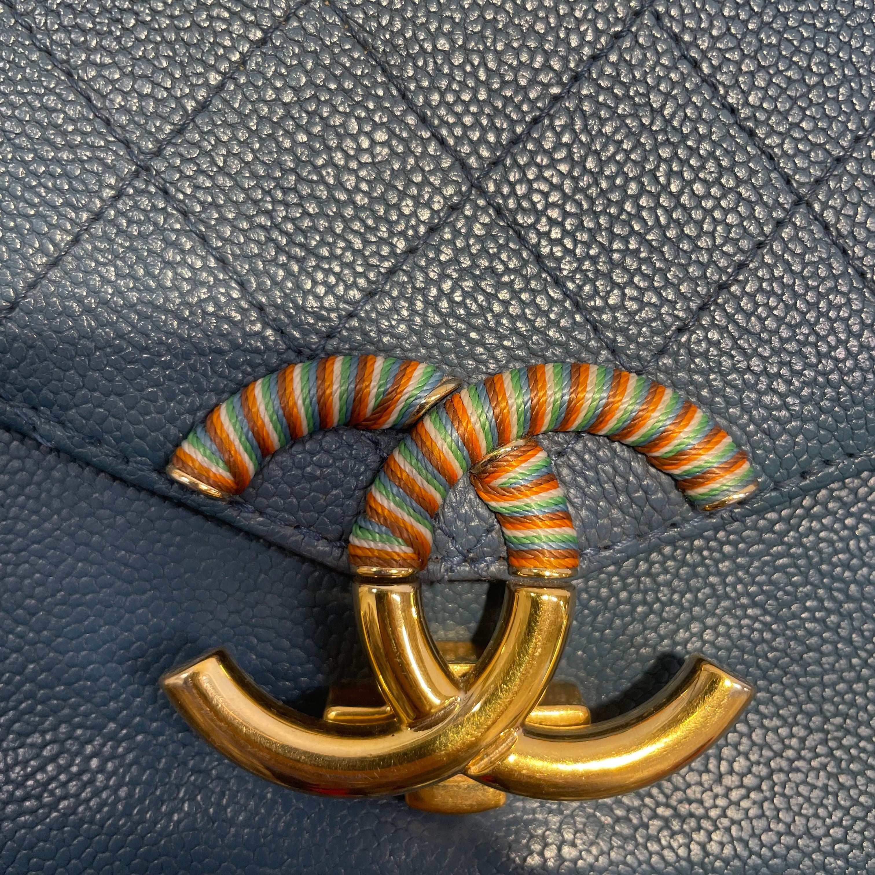 CHANEL/Cross Body Bag/Leather/BLU/23581904/pariscuba thread flap view 7