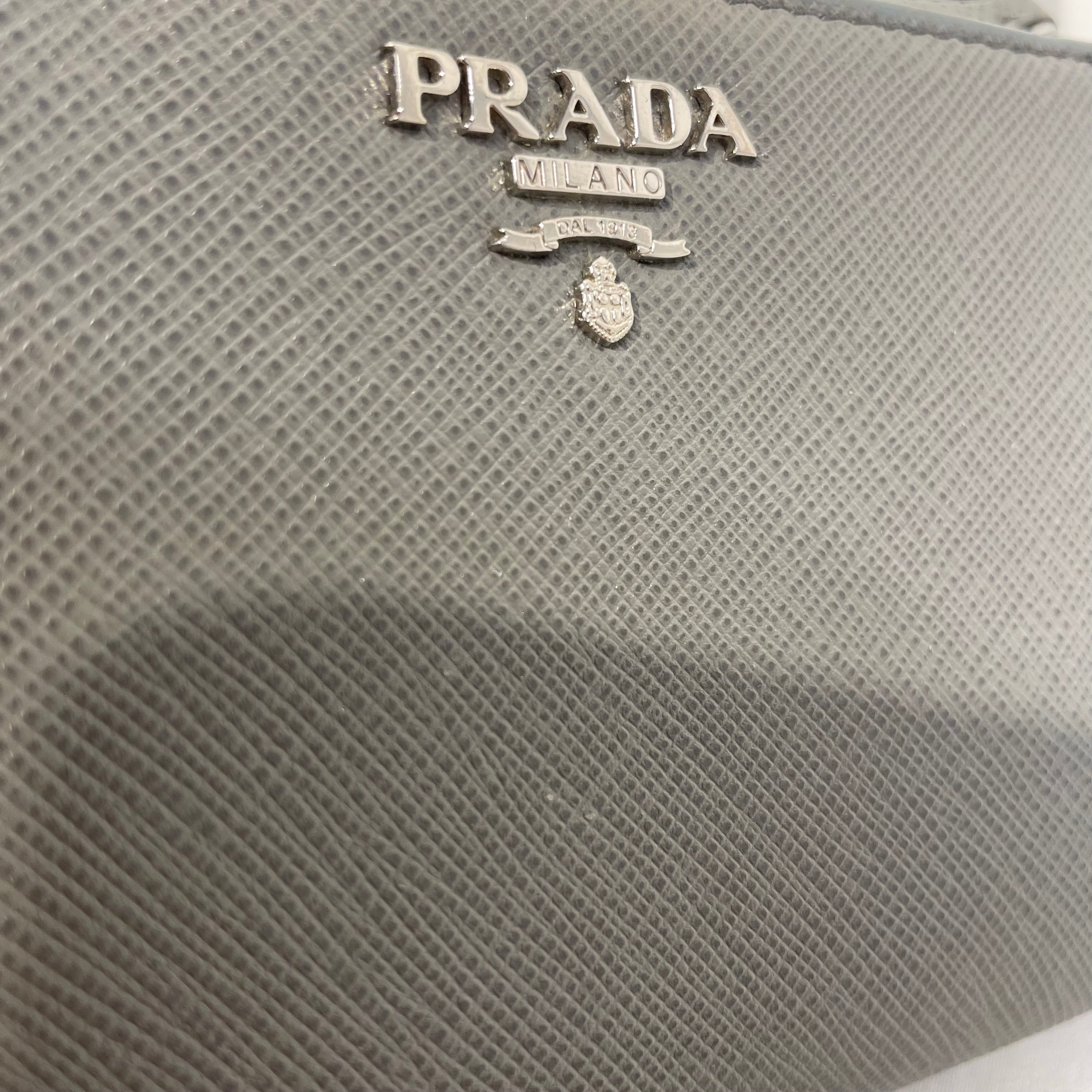 PRADA/Trifold Wallet/Leather/GRY/L's/ view 5