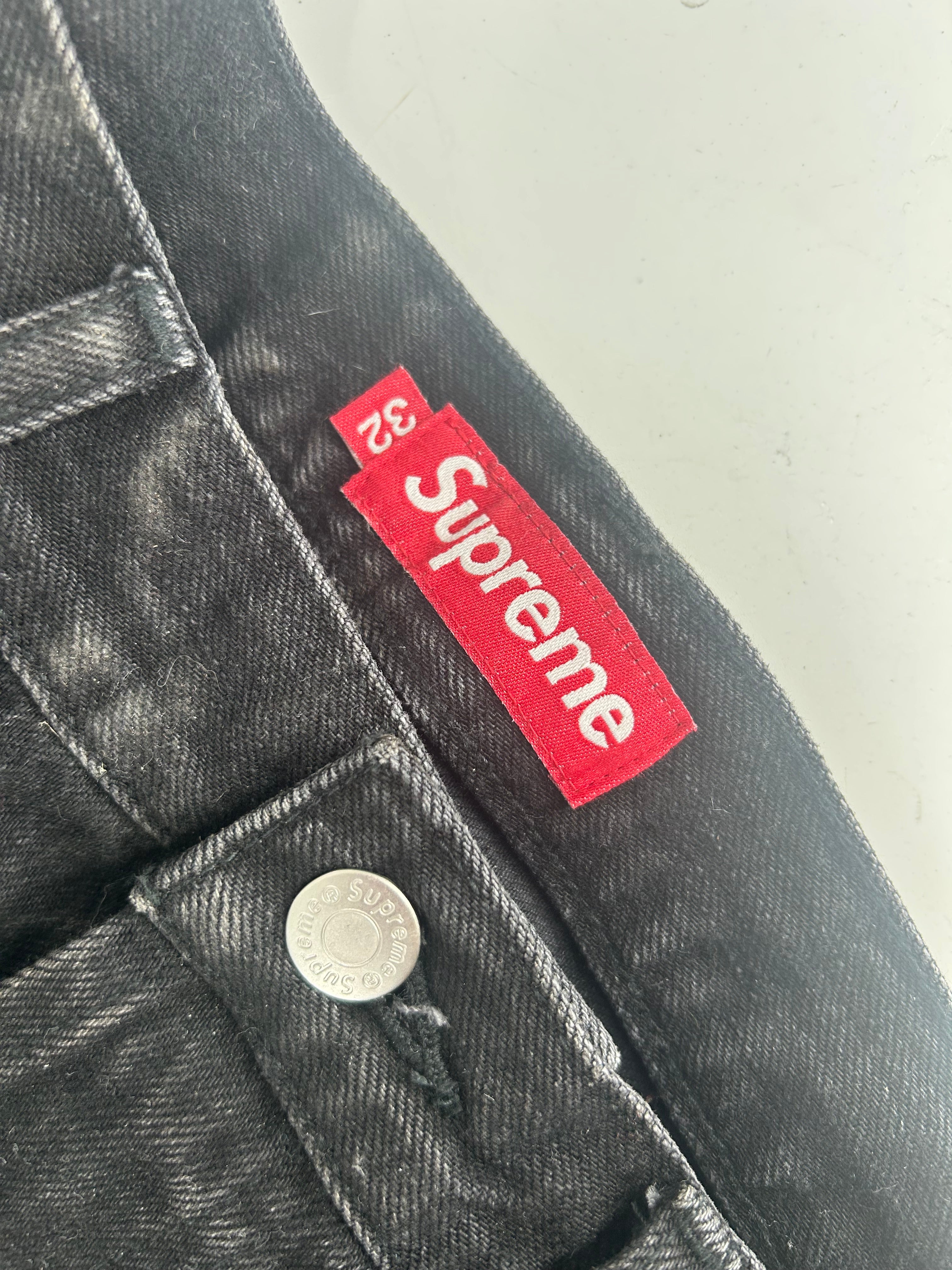 Supreme/Straight Pants/32/Denim/BLK/FADED STAR PATCH ON BACK view 3