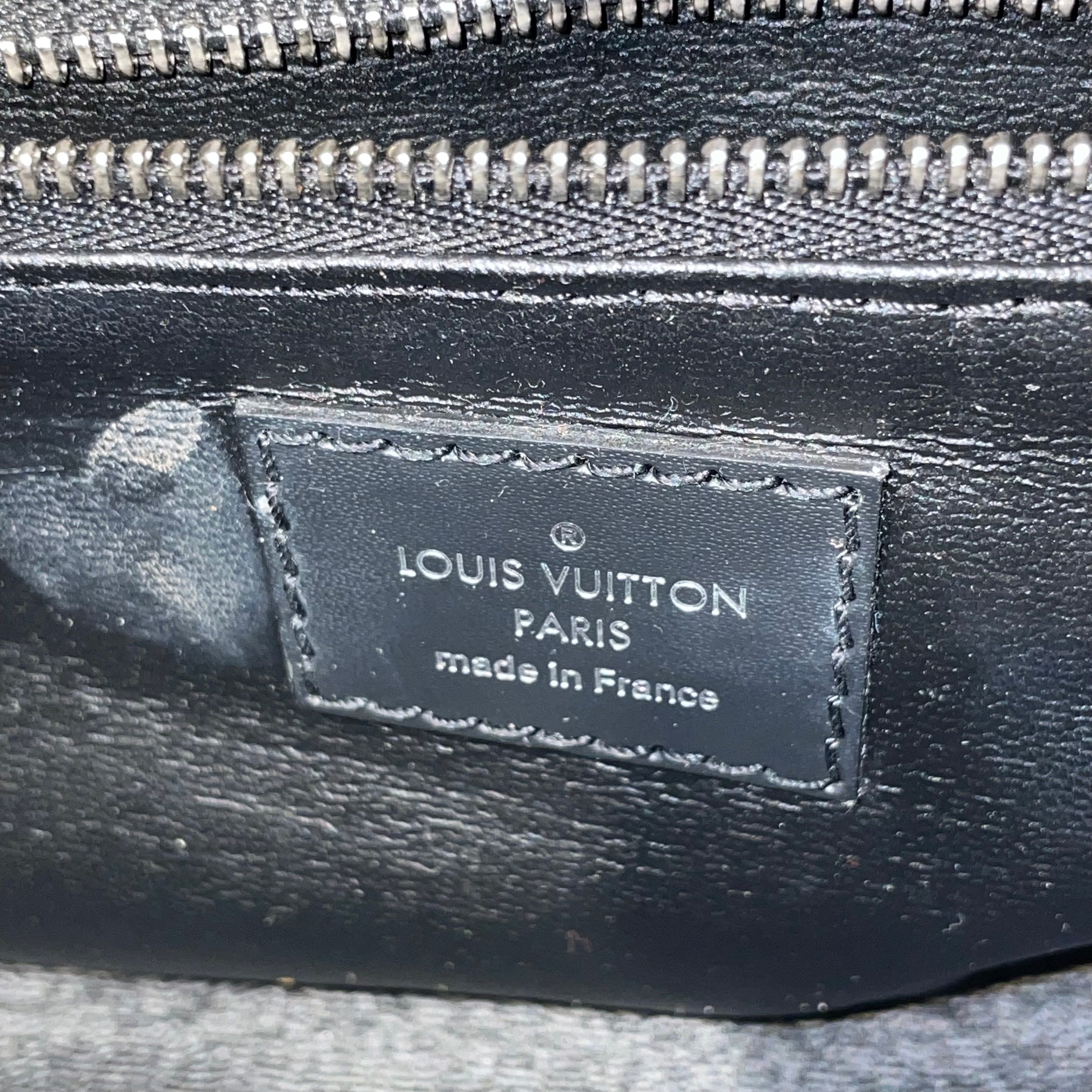 LOUIS VUITTON/Pouch/Monogram/Leather/BLK/r10261 view 3